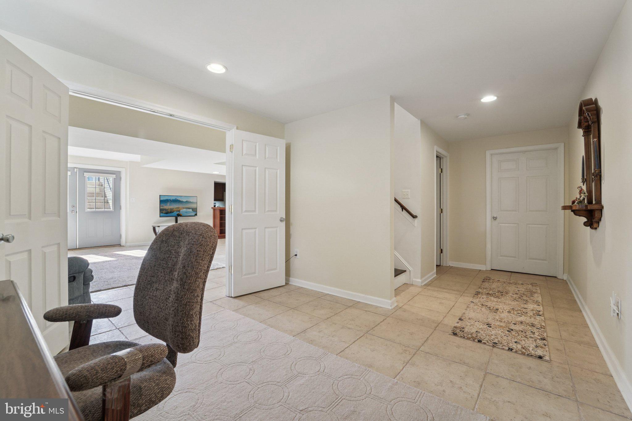 GREEN HILL MANOR - Residential