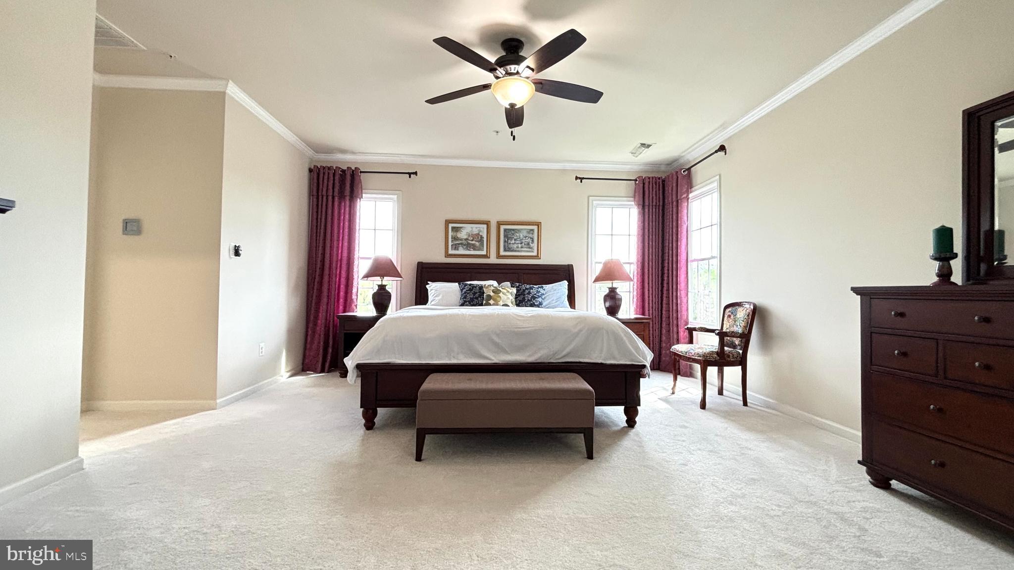 RIVERWOOD - Residential