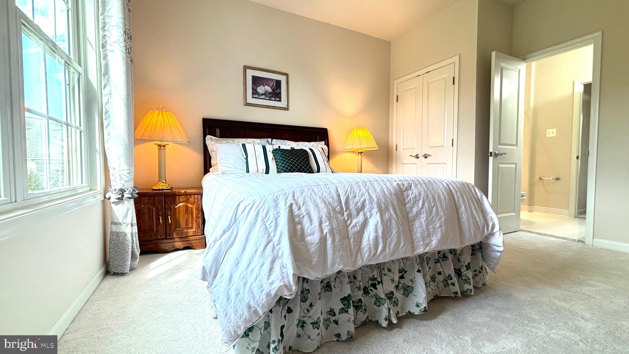 RIVERWOOD - Residential