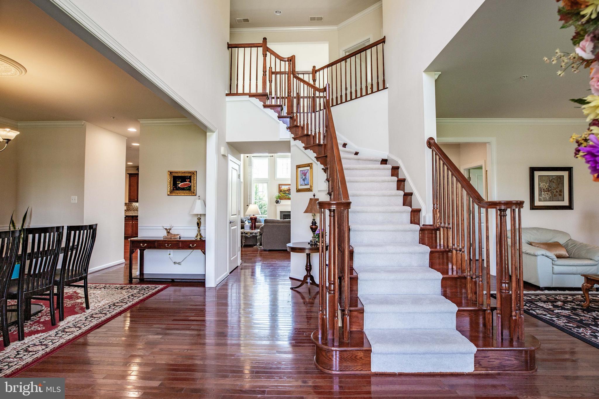 RIVERWOOD - Residential