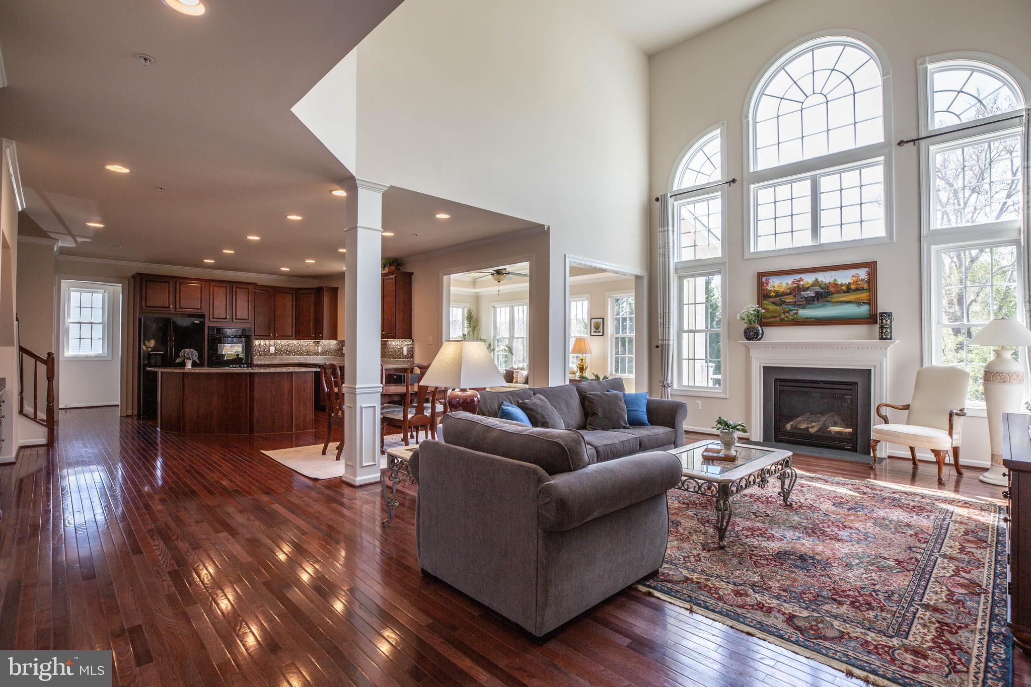 RIVERWOOD - Residential