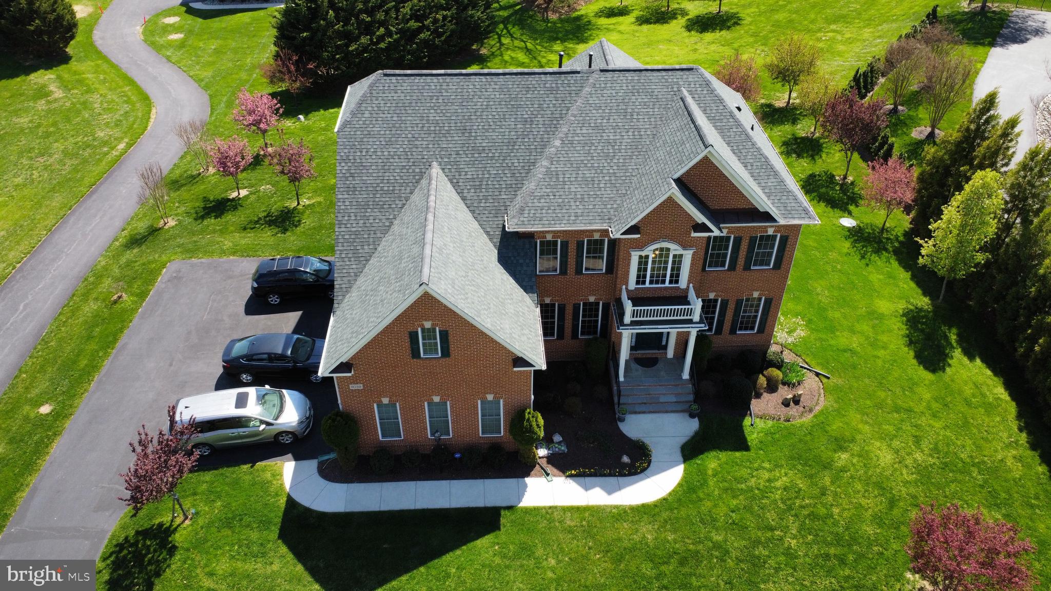 RIVERWOOD - Residential