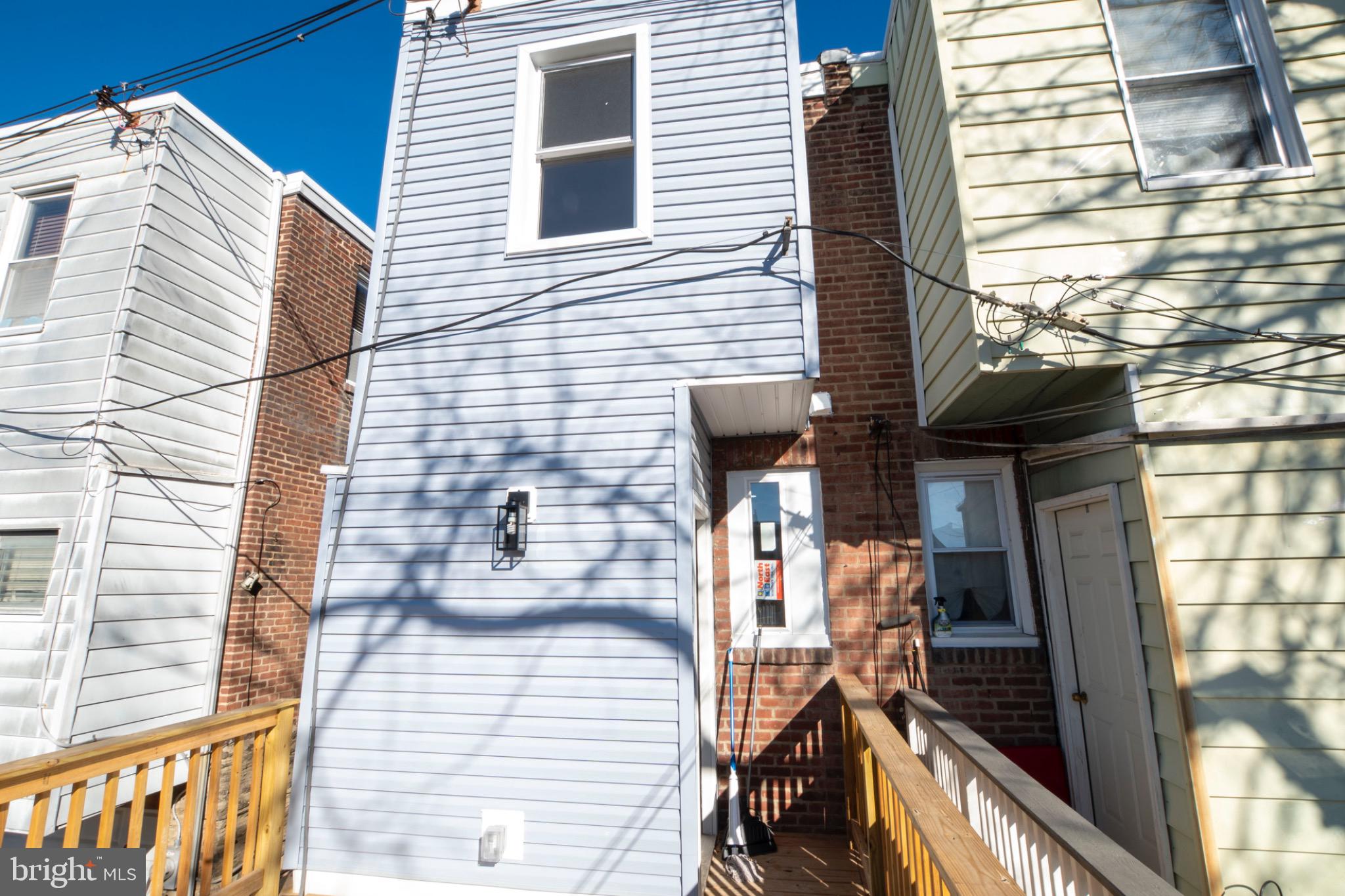 WEST OAK LANE - Residential