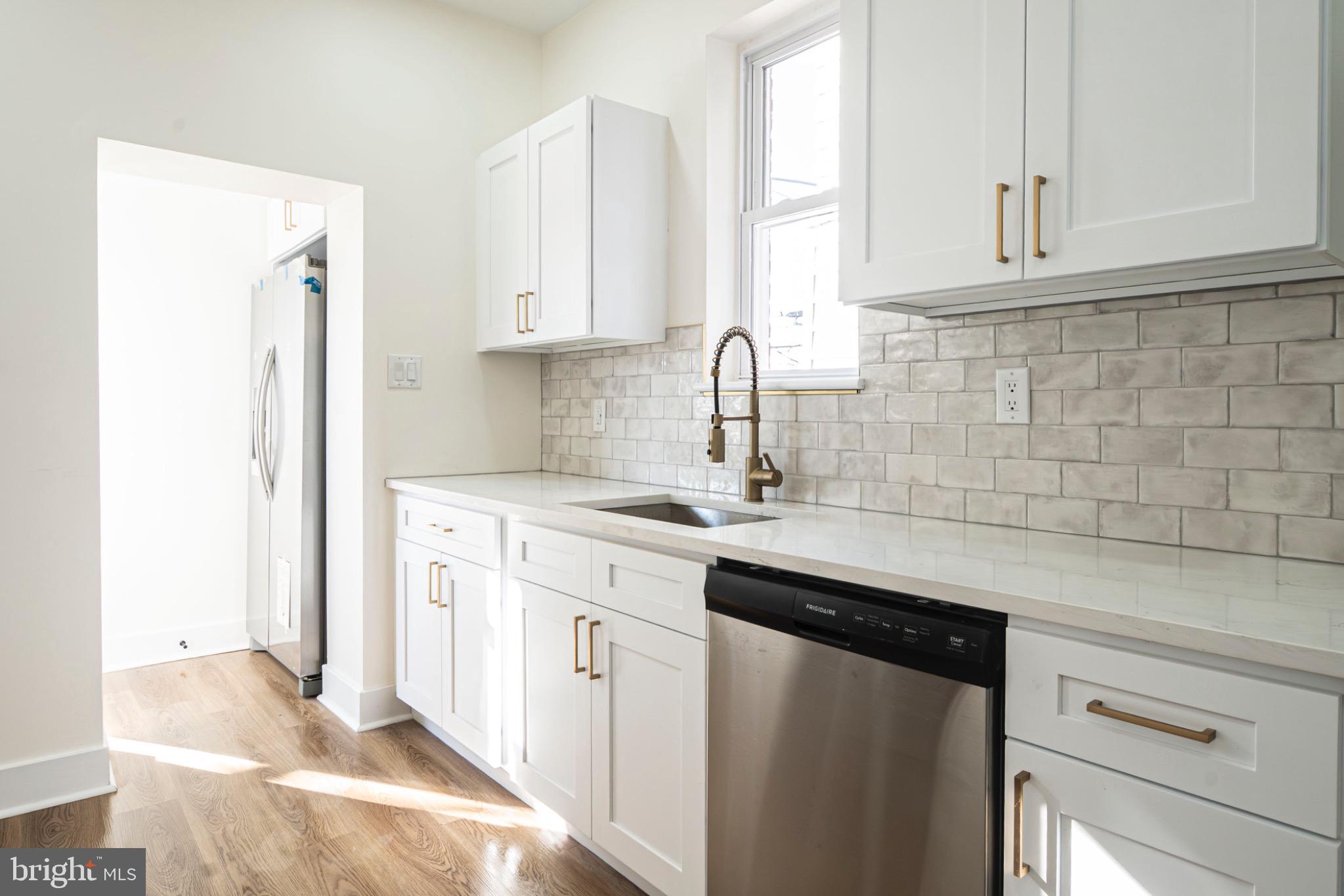 WEST OAK LANE - Residential