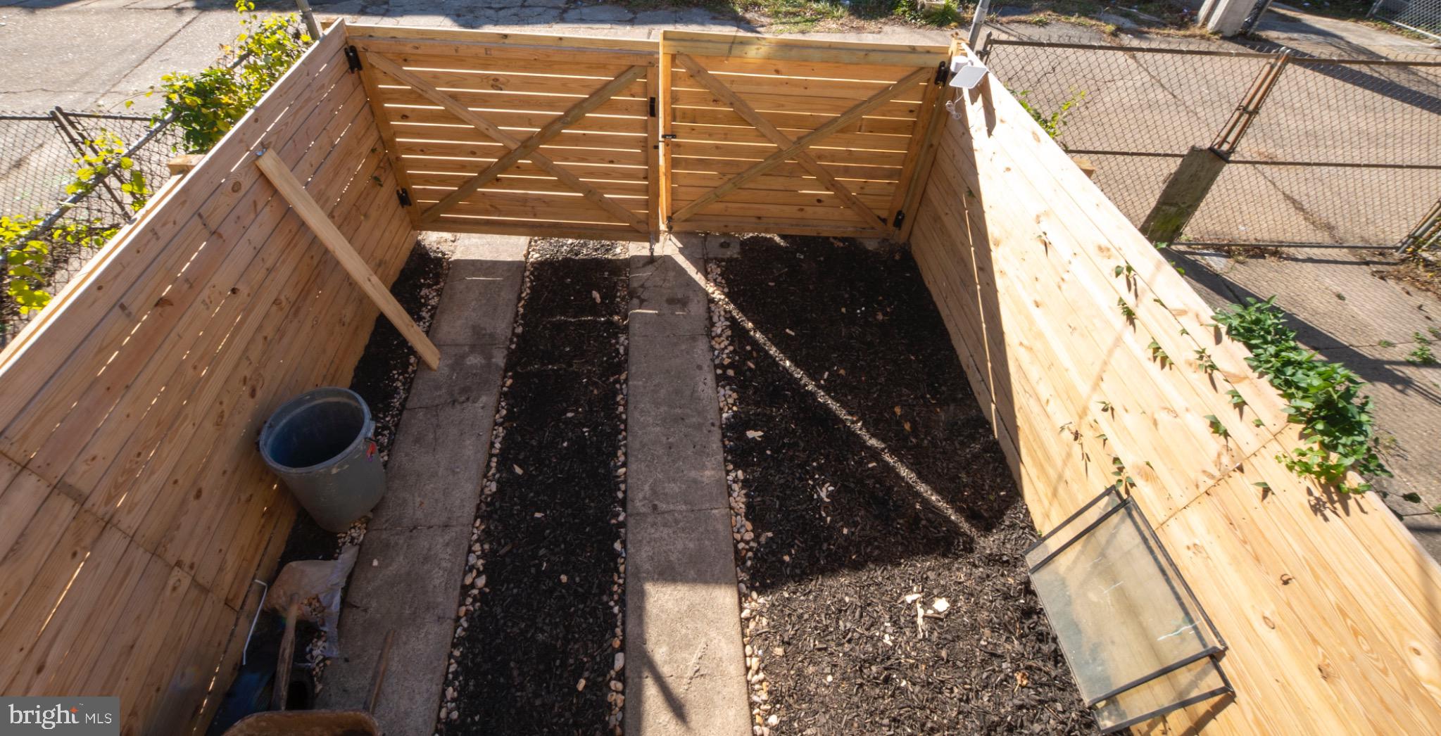 WEST OAK LANE - Residential