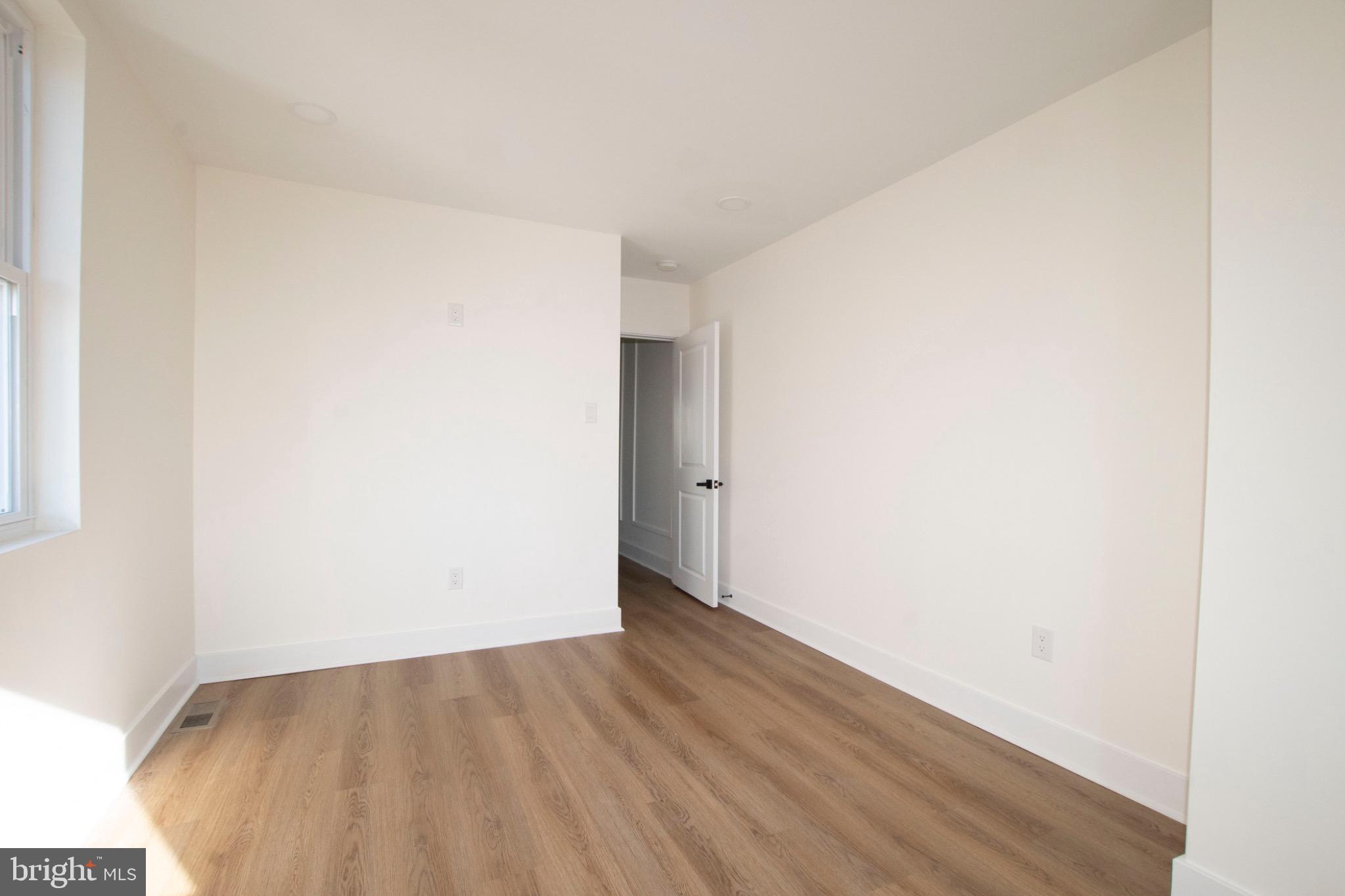 WEST OAK LANE - Residential