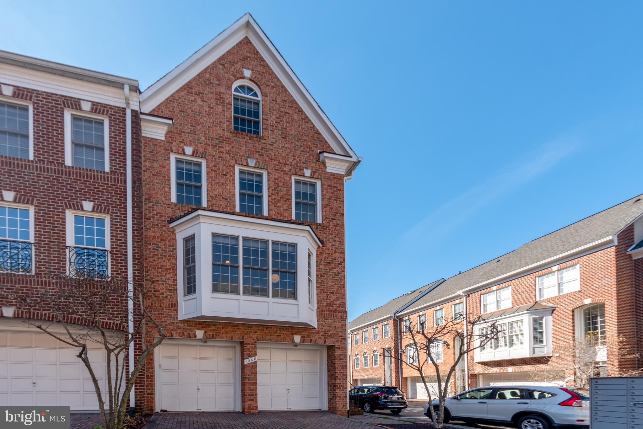 1308 MCLEAN CREST COURT