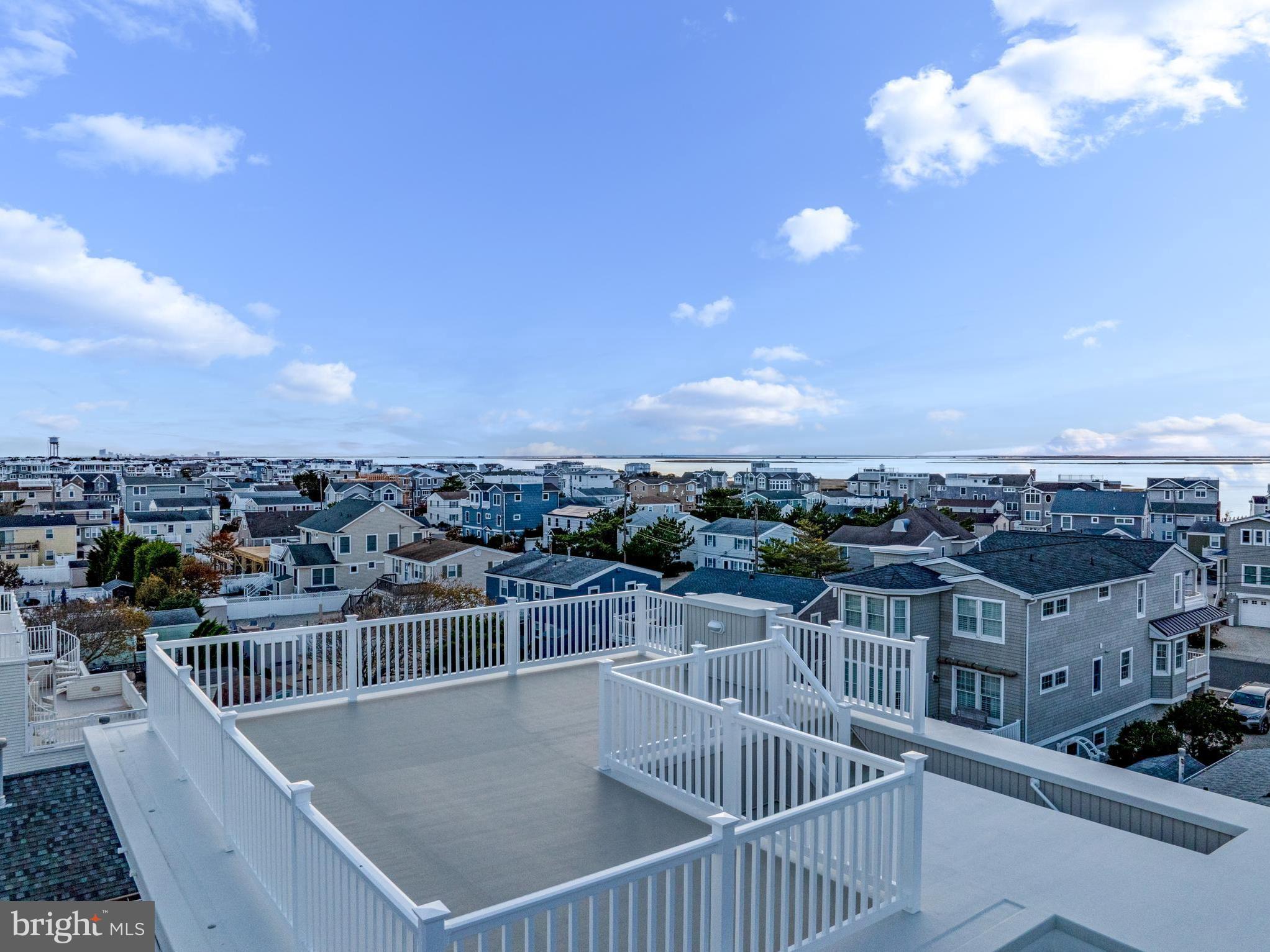 10-B W MARSHALL AVENUE