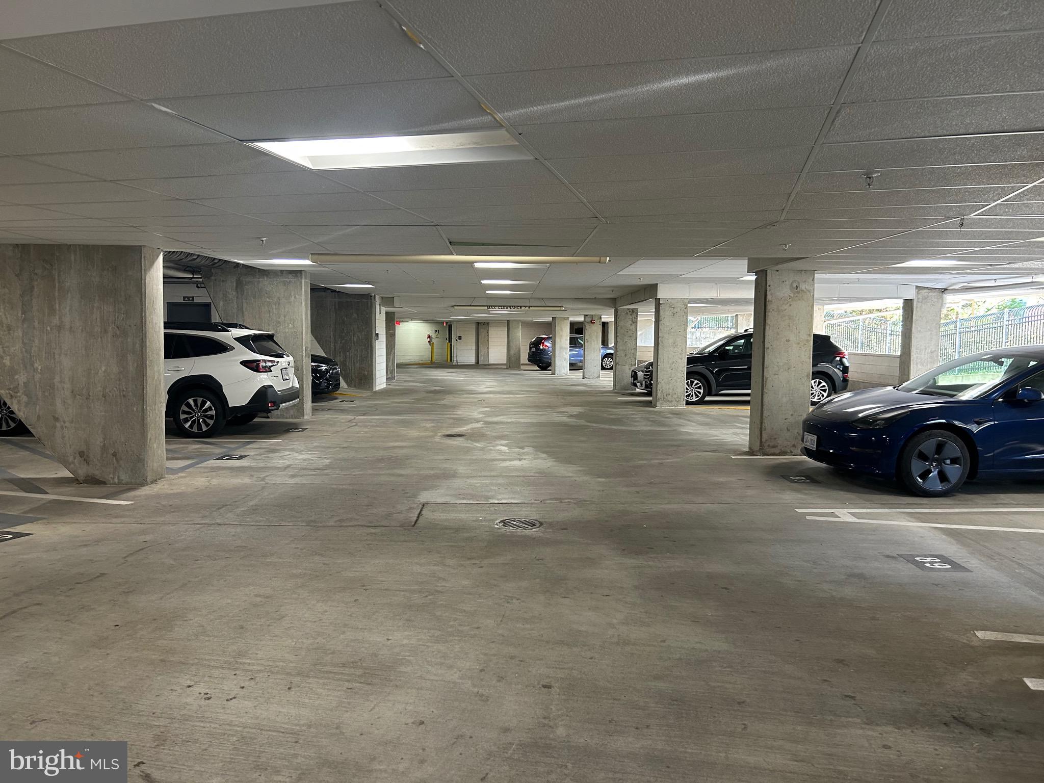 2200 17TH STREET NW G-76