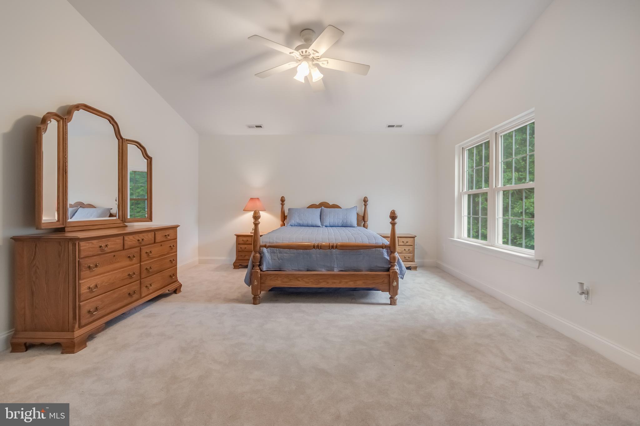 LYONS CREEK OVERLOOK - Residential