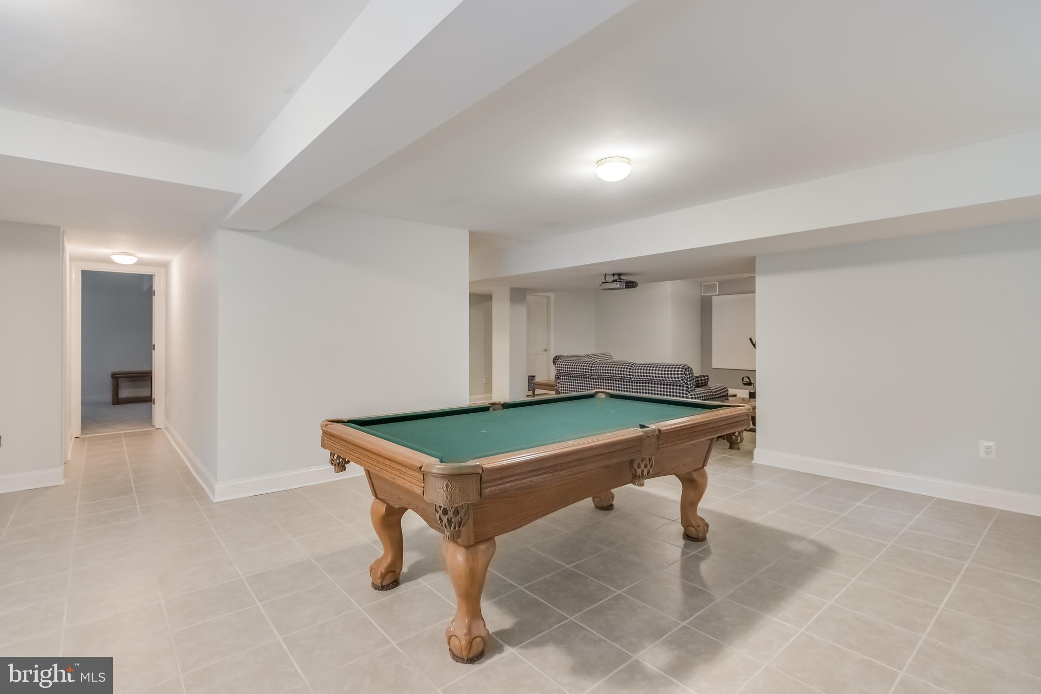 LYONS CREEK OVERLOOK - Residential