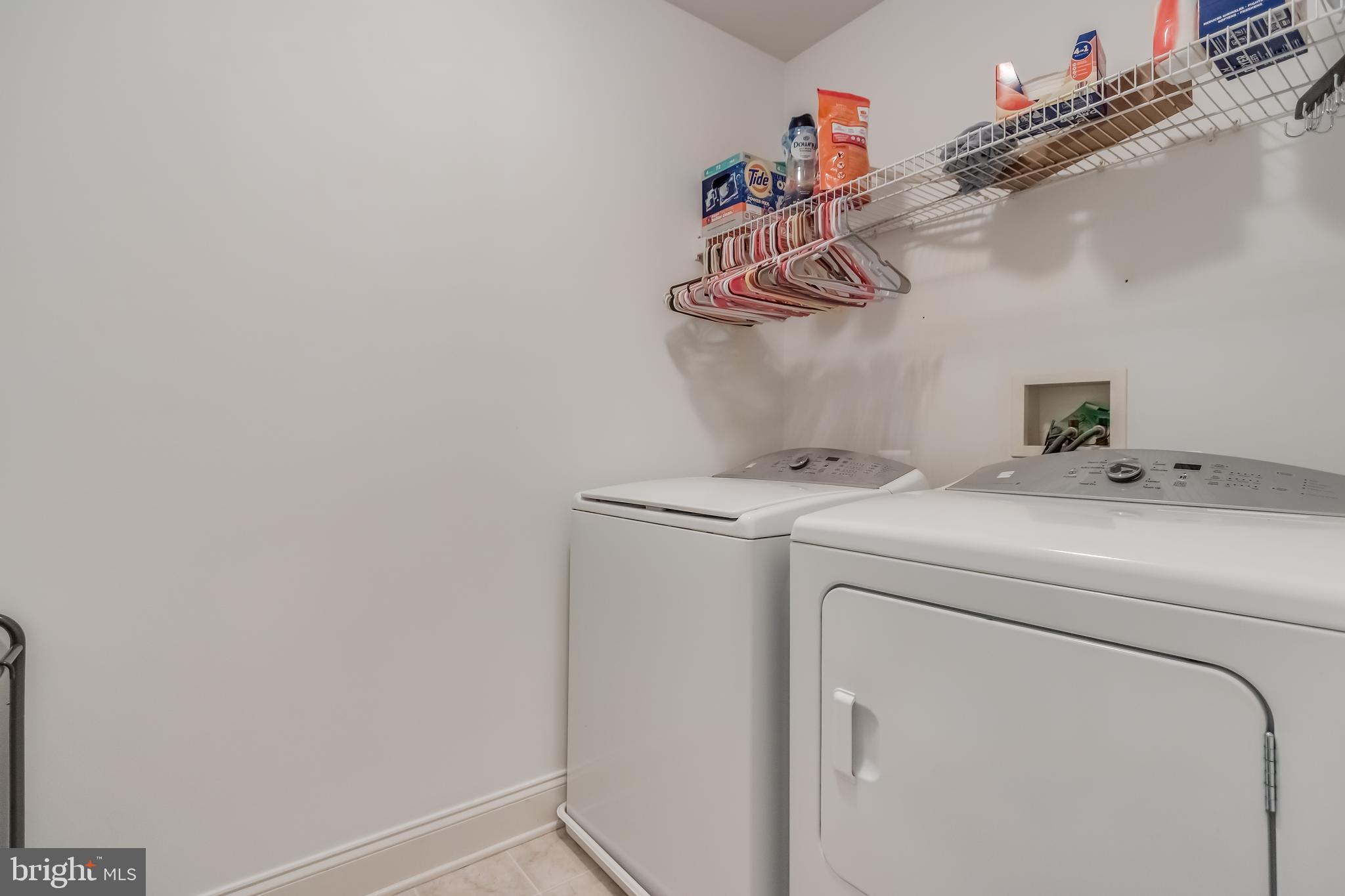 LYONS CREEK OVERLOOK - Residential