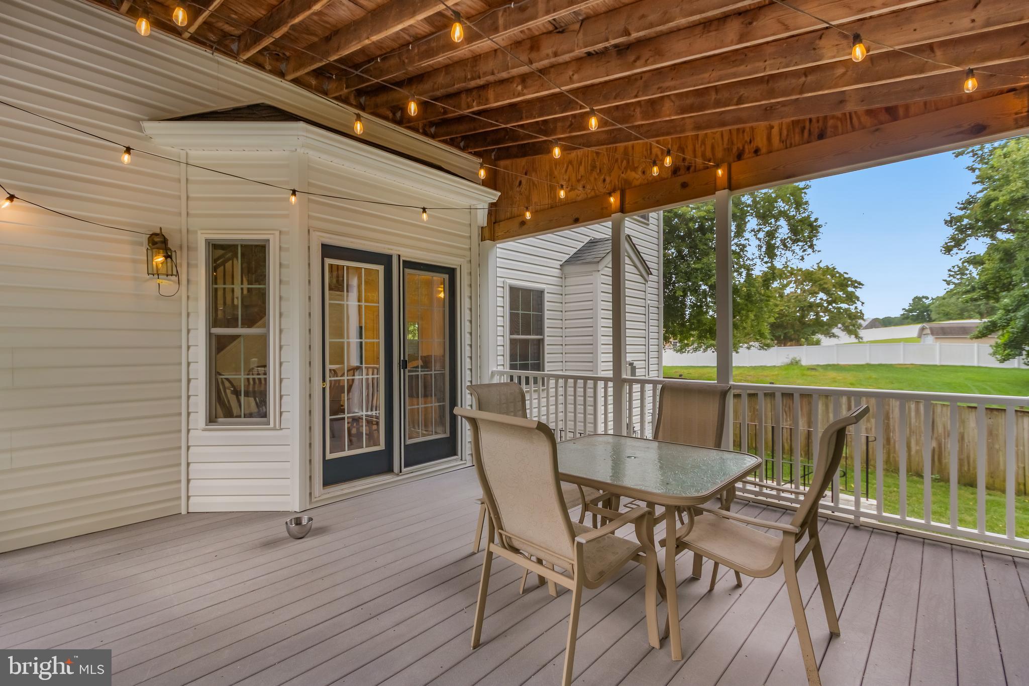LYONS CREEK OVERLOOK - Residential