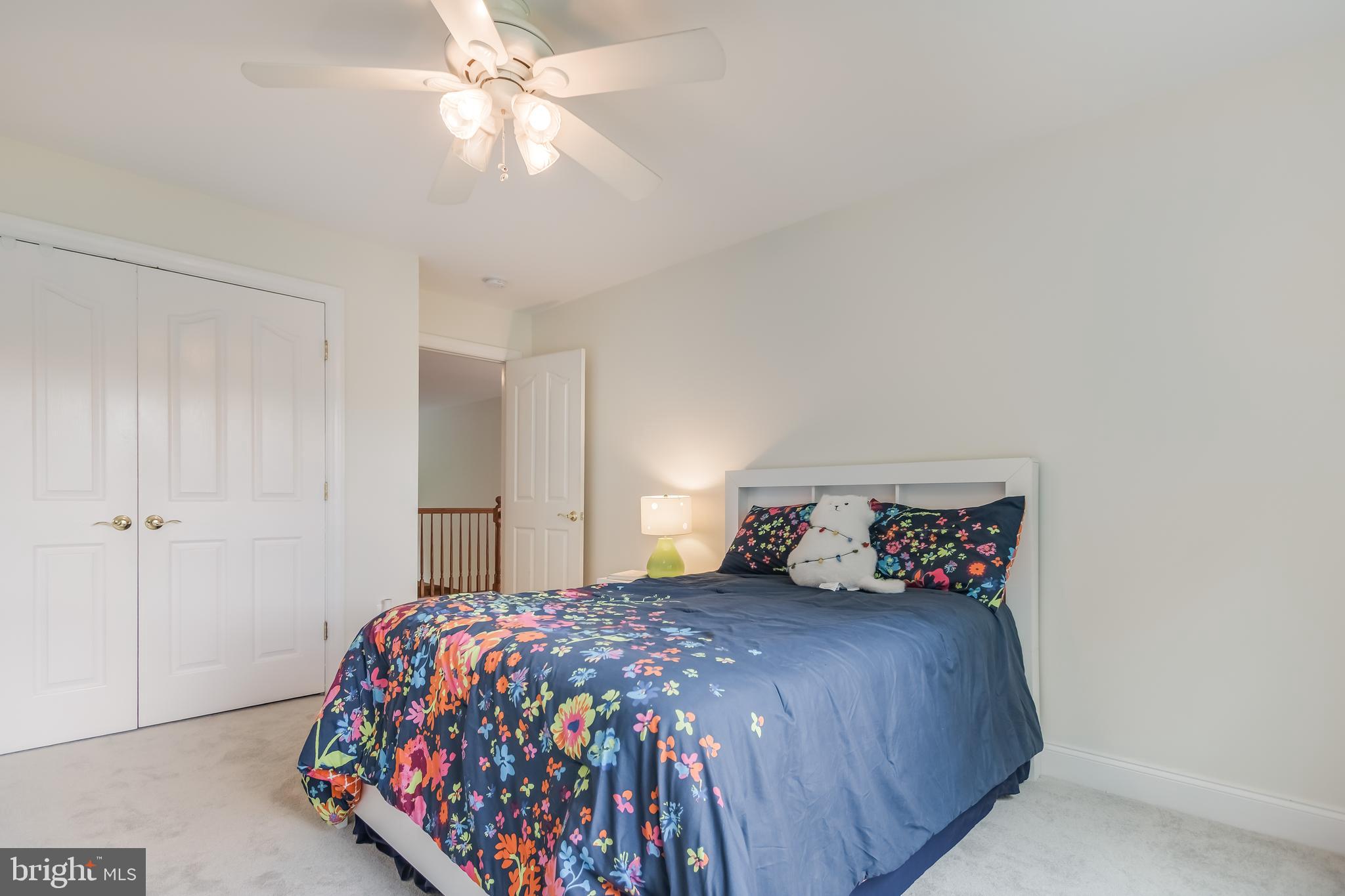 LYONS CREEK OVERLOOK - Residential