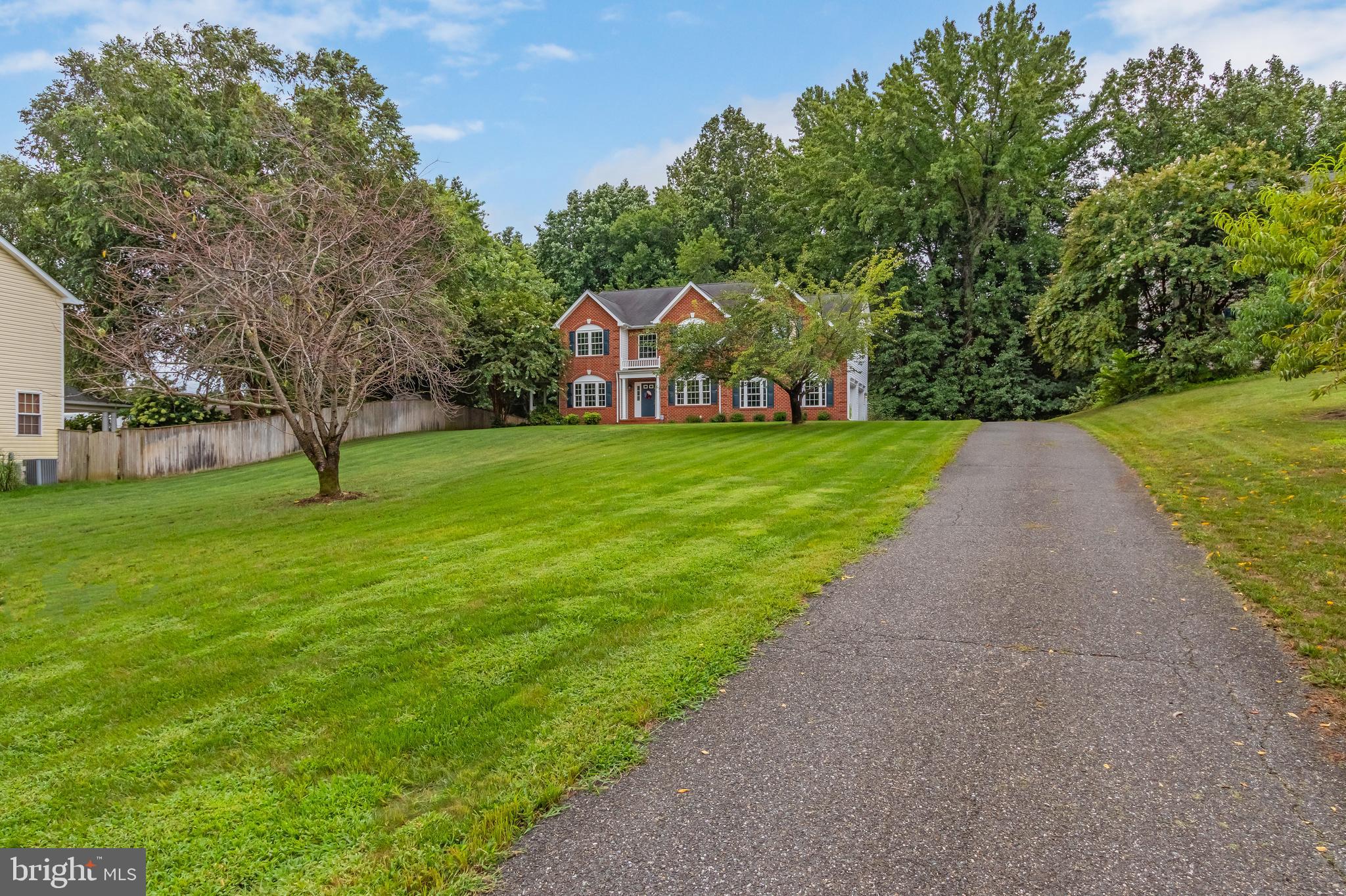 LYONS CREEK OVERLOOK - Residential