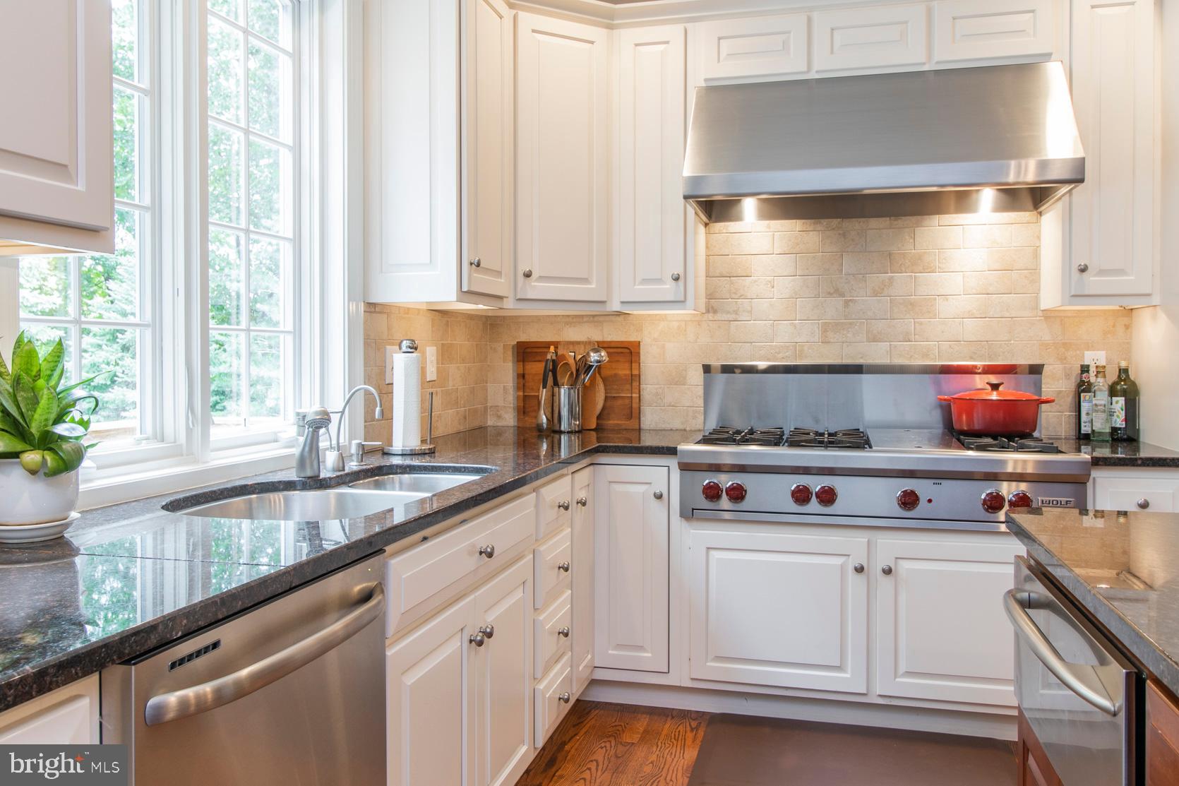 HARRISON ESTATE - Residential