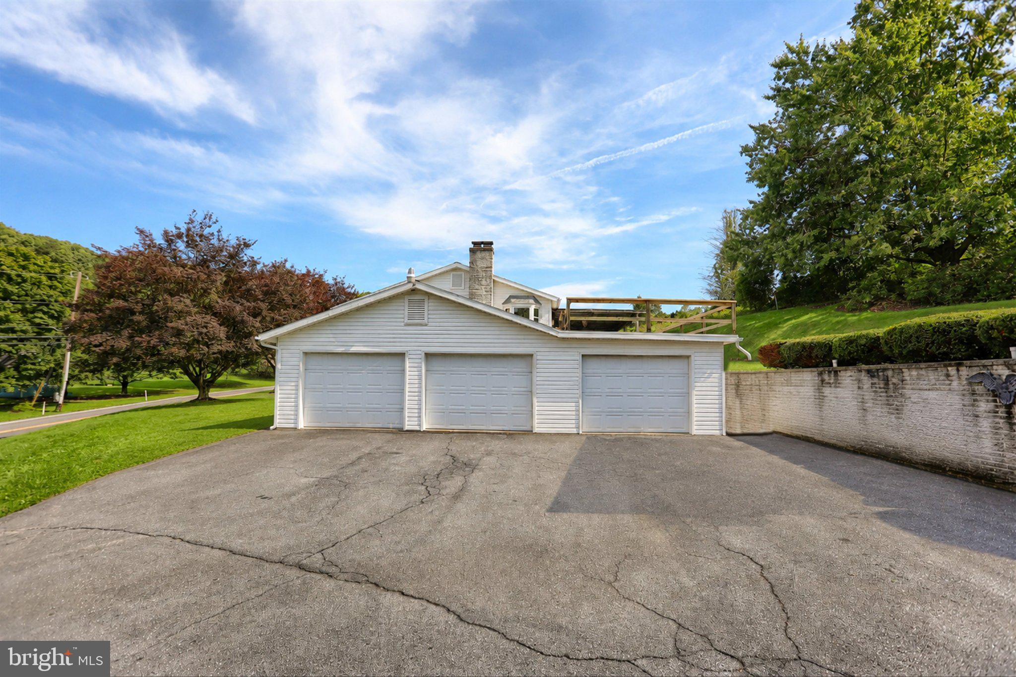 7620 SPRING ROAD