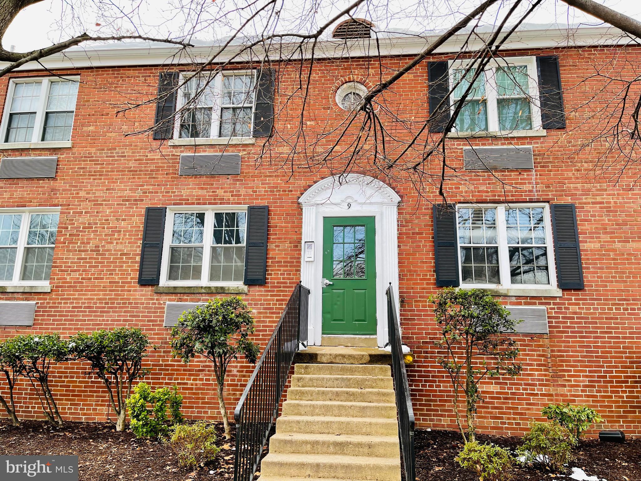 AUBURN VILLAGE - Residential Lease