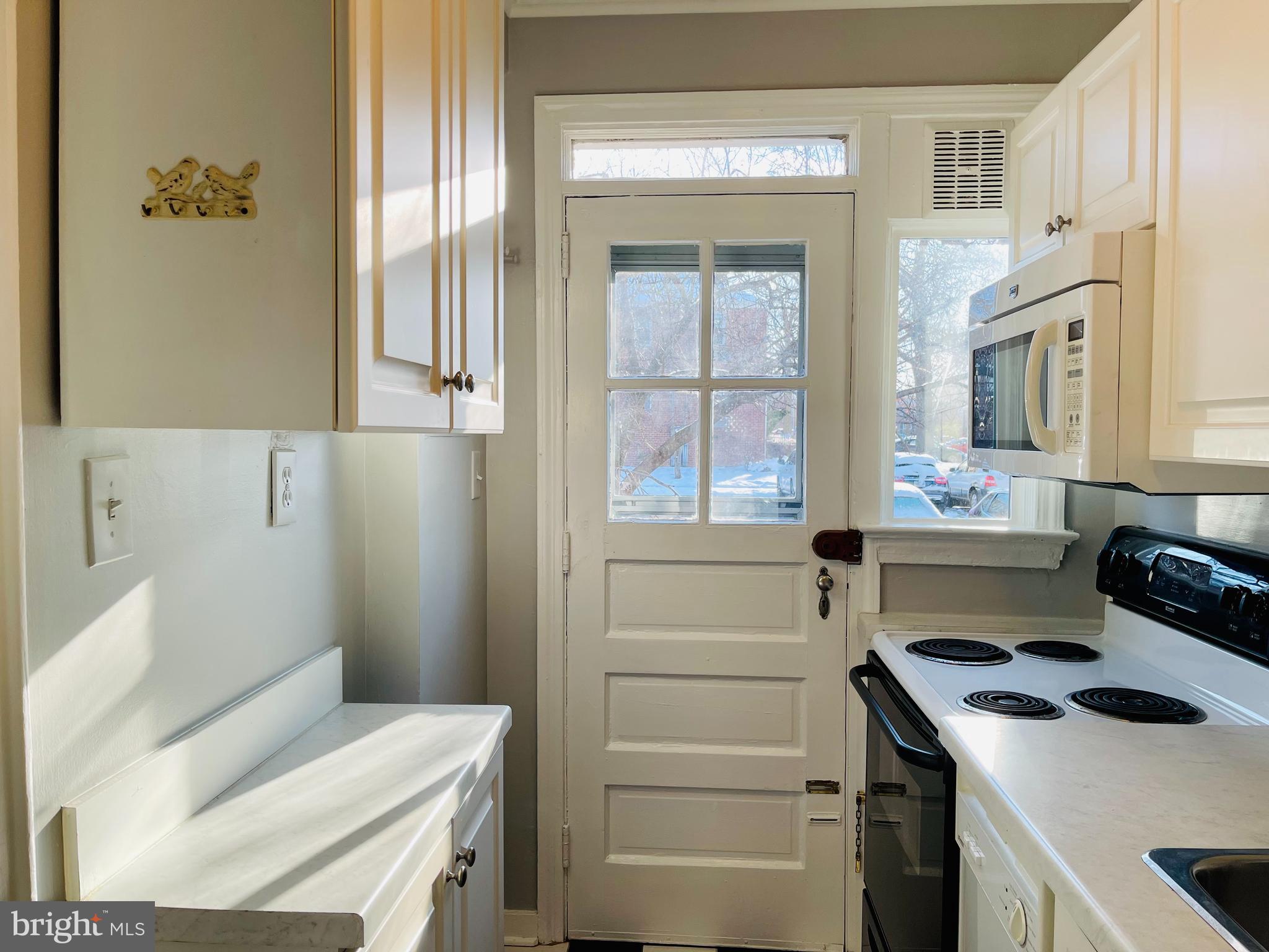 AUBURN VILLAGE - Residential Lease