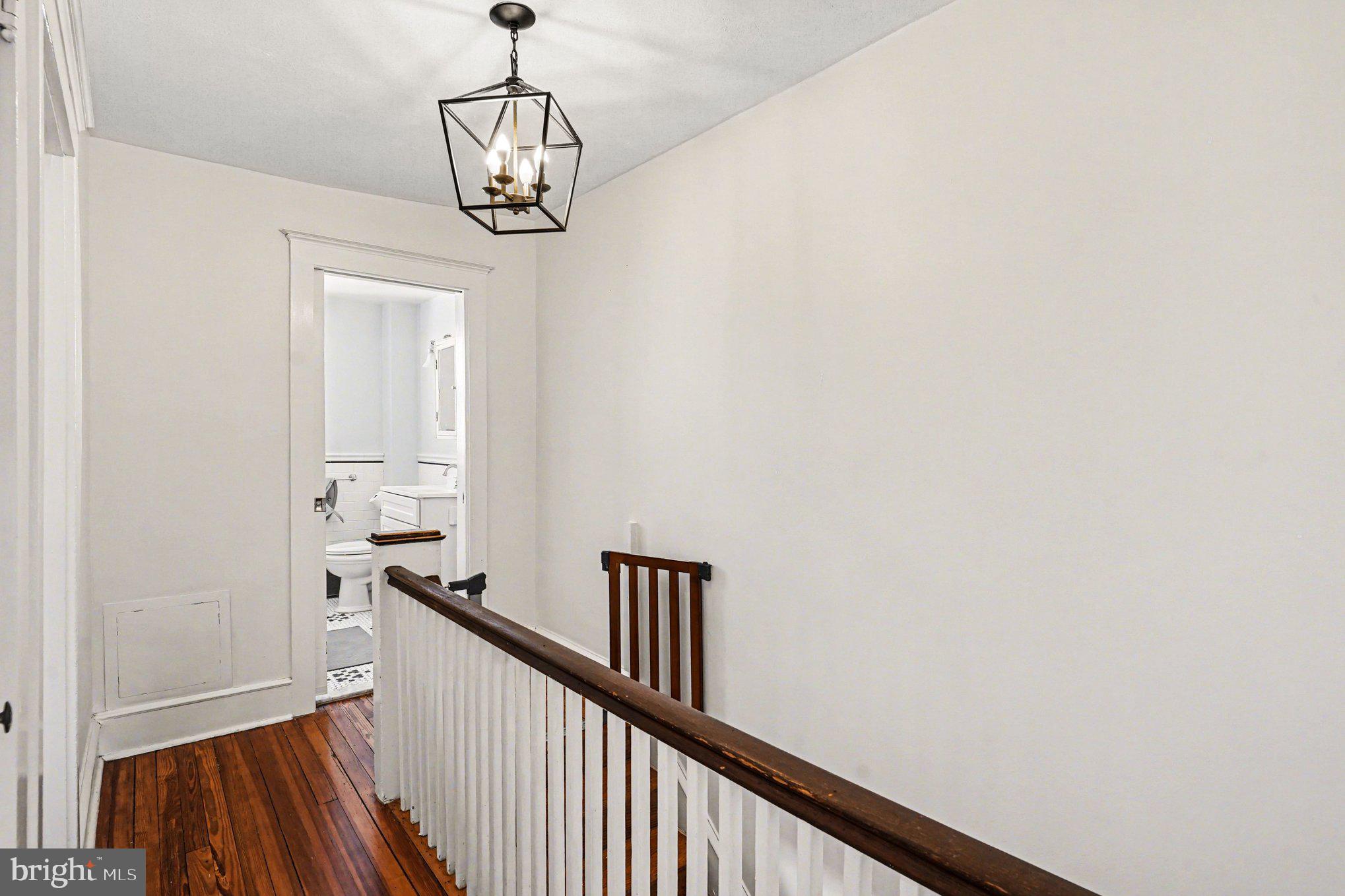 BRYN MAWR - Residential