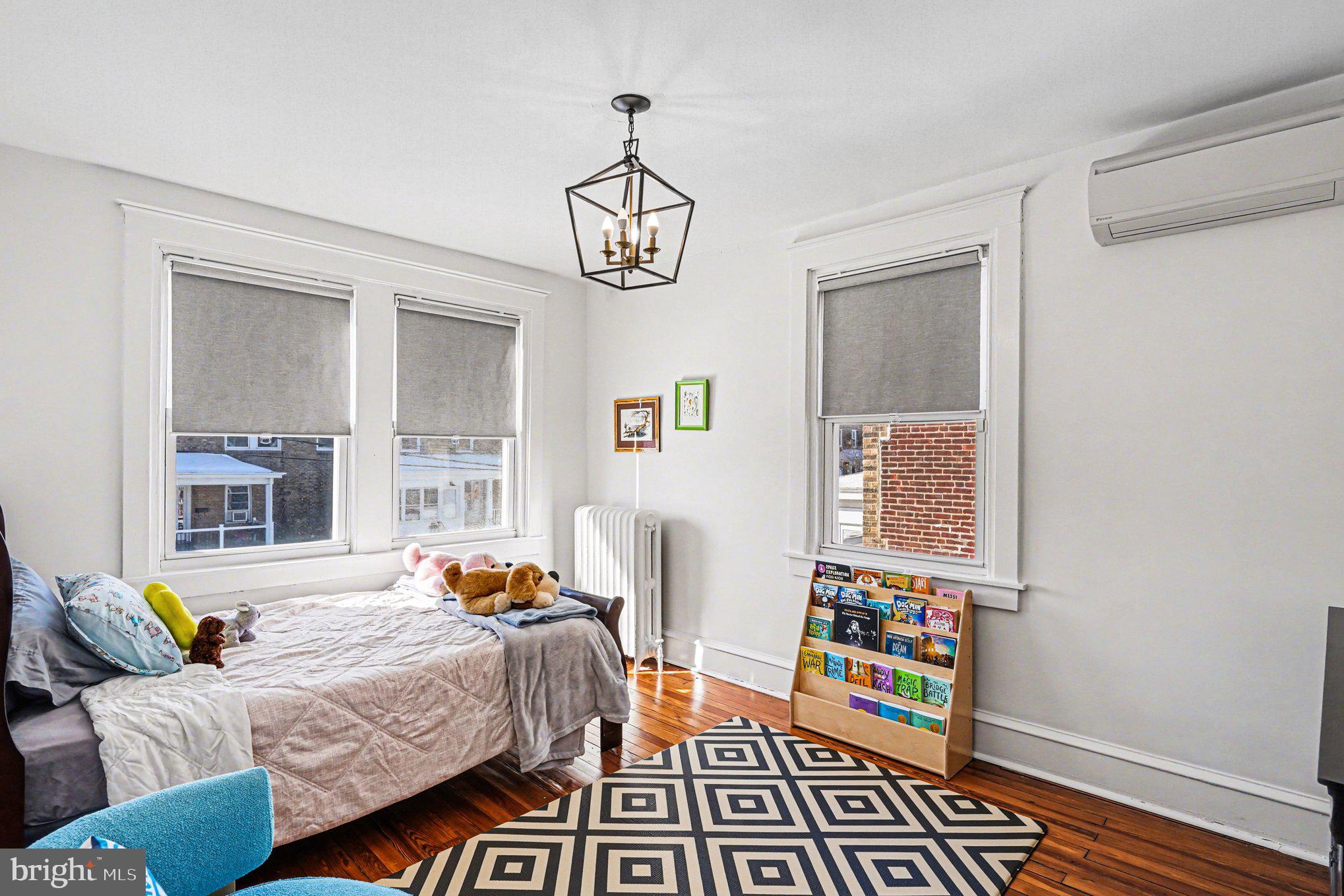 BRYN MAWR - Residential