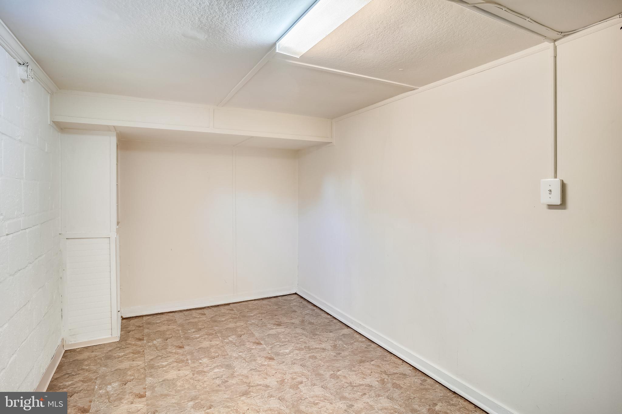 BLUEMONT - Residential Lease