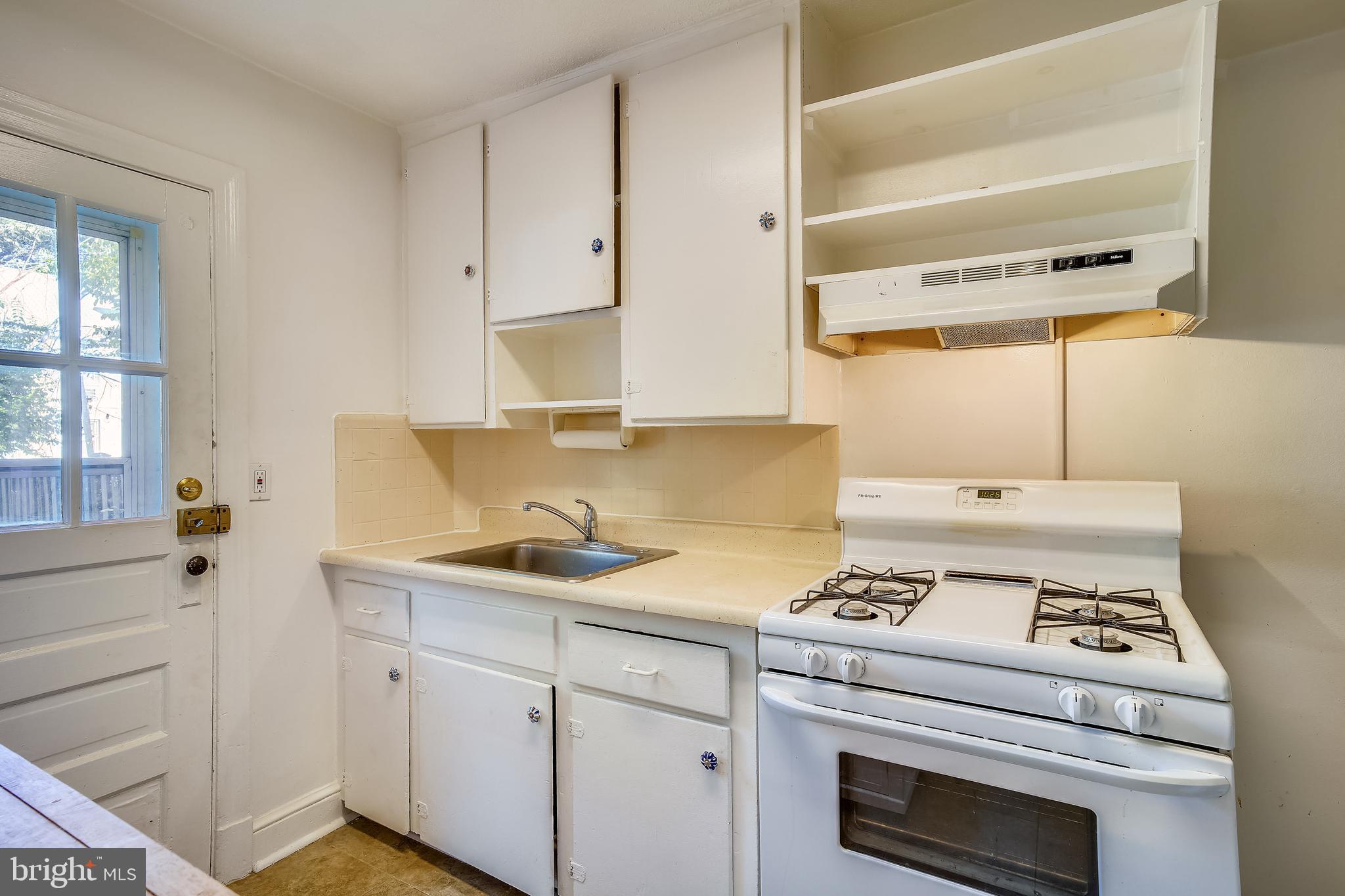 BLUEMONT - Residential Lease