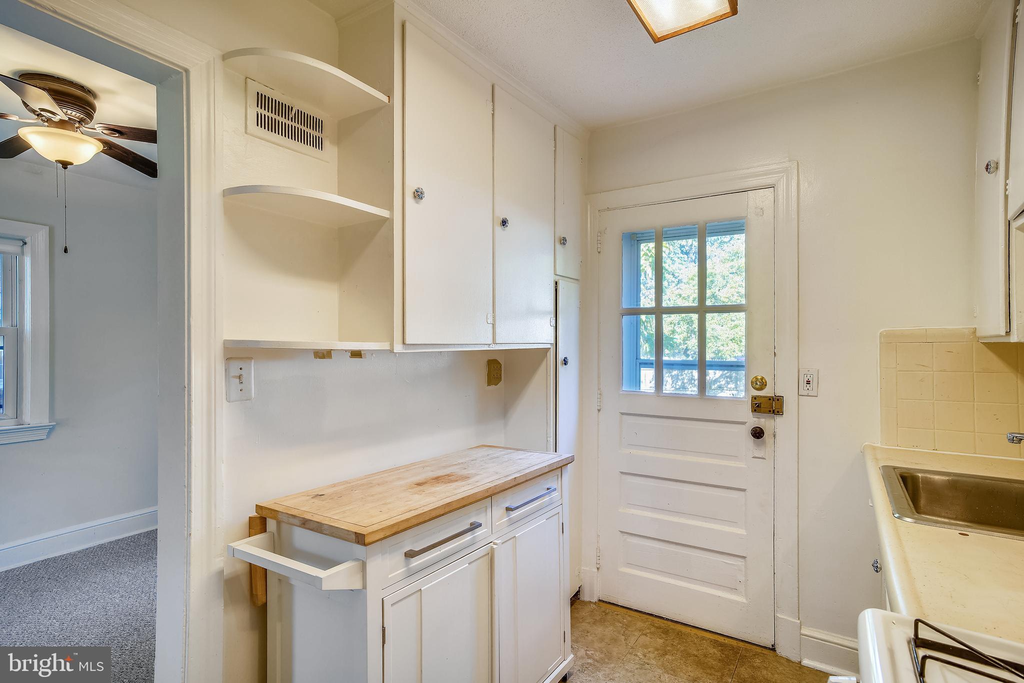 BLUEMONT - Residential Lease