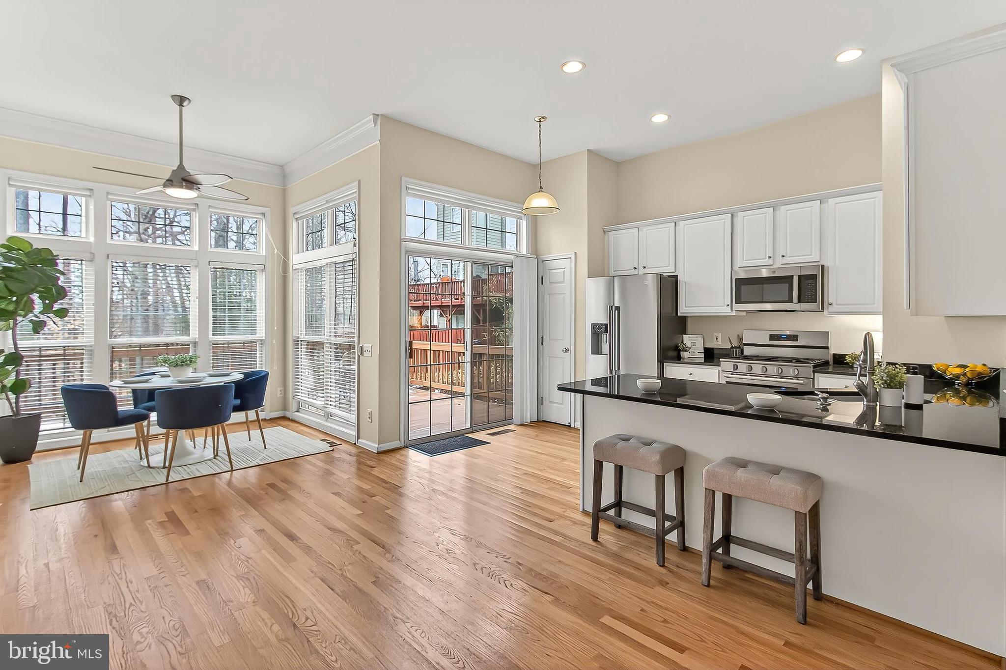 5432 SUMMER LEAF LANE