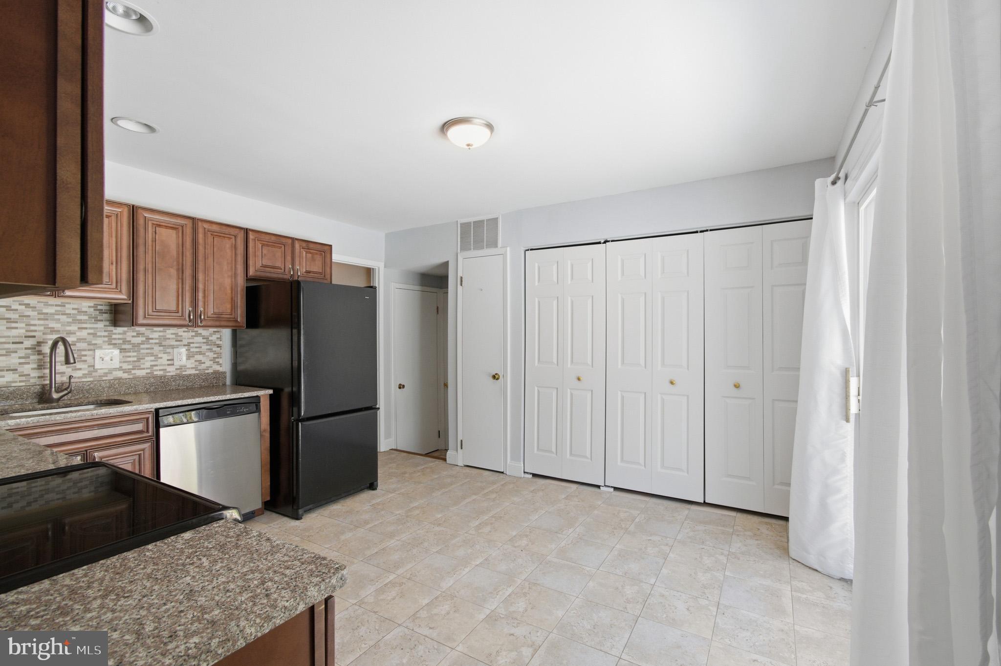 HERITAGE HARBOUR - Residential