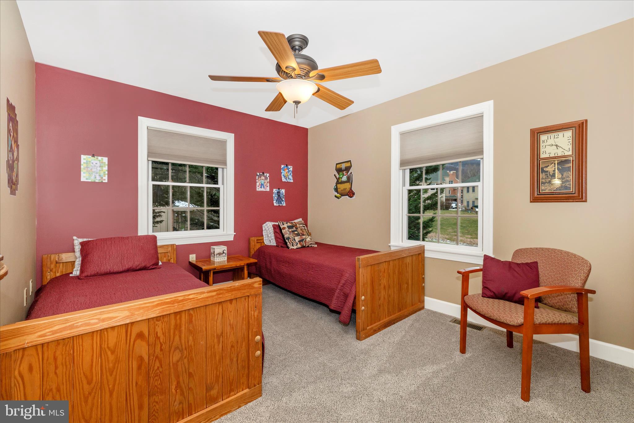 WHITETAIL MOUNTAINSIDE HOMES - Residential