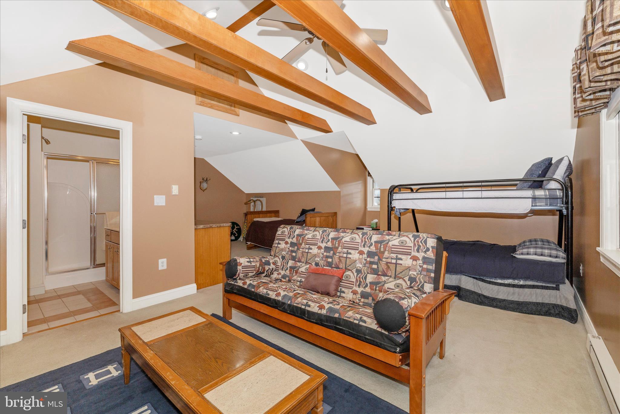 WHITETAIL MOUNTAINSIDE HOMES - Residential