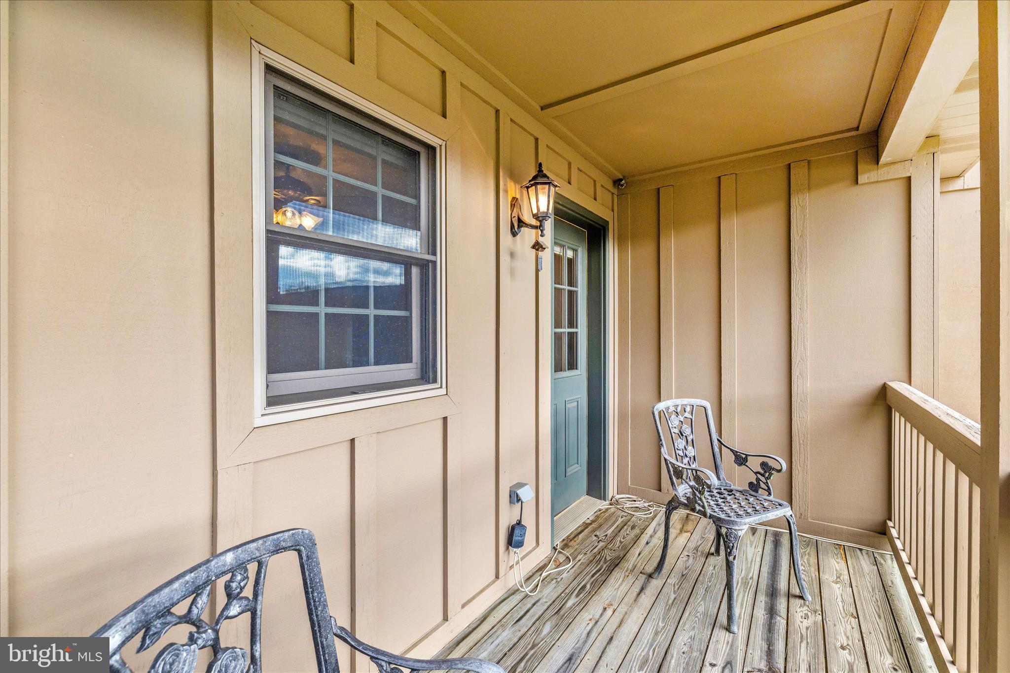 WHITETAIL MOUNTAINSIDE HOMES - Residential