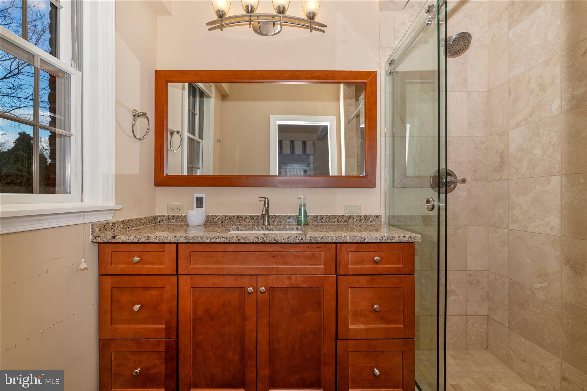 WHITETAIL MOUNTAINSIDE HOMES - Residential