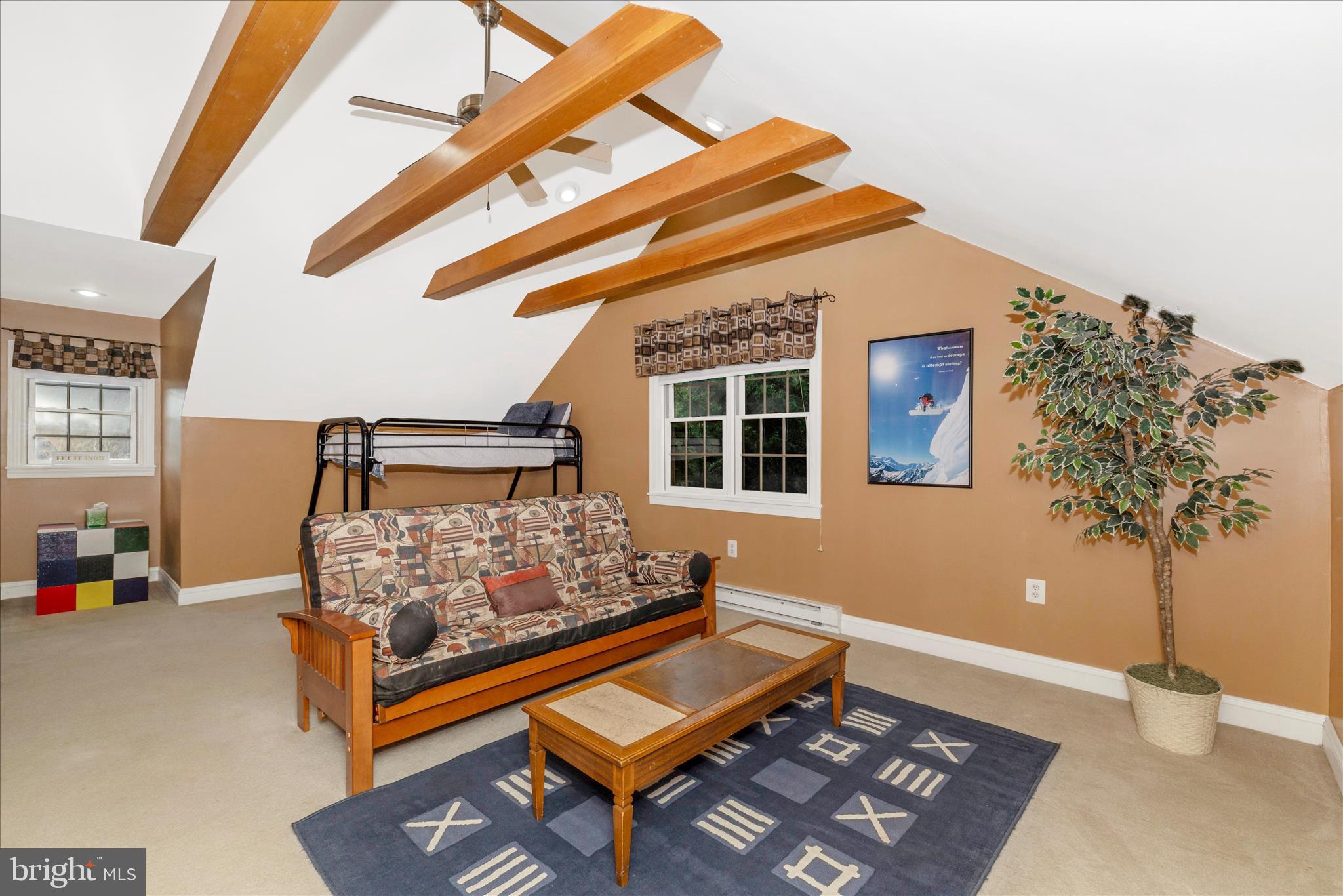 WHITETAIL MOUNTAINSIDE HOMES - Residential