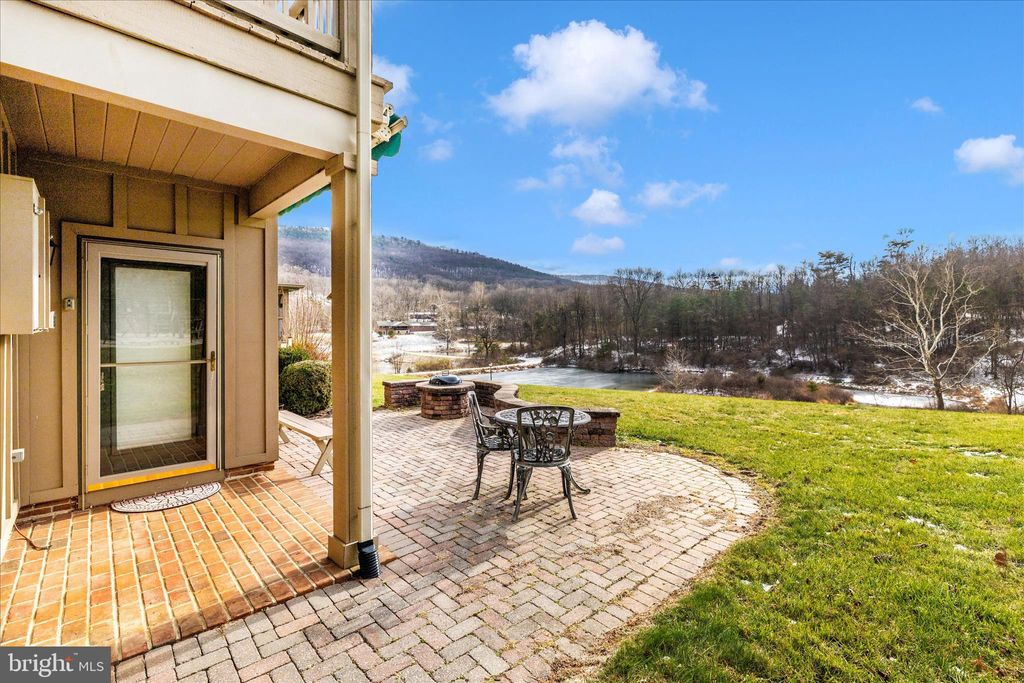 Photo of 13856 Pond View Lane, MERCERSBURG, PA 17236 (MLS # PAFL2031322)