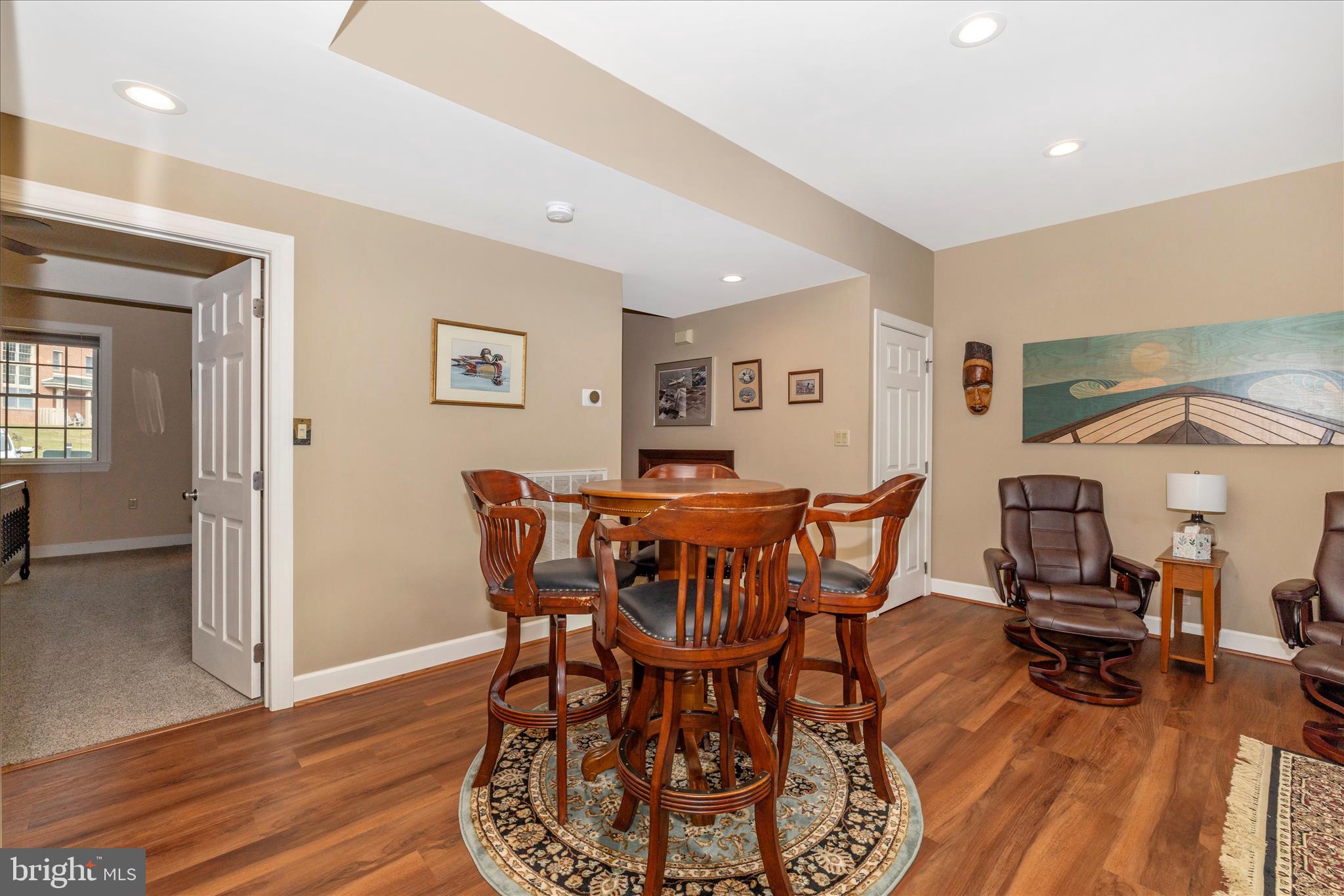 WHITETAIL MOUNTAINSIDE HOMES - Residential