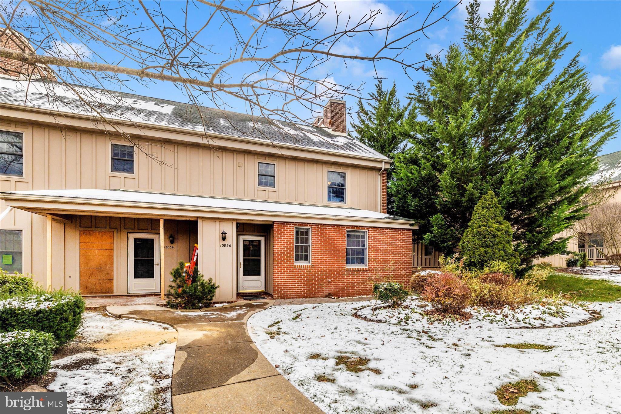 WHITETAIL MOUNTAINSIDE HOMES - Residential