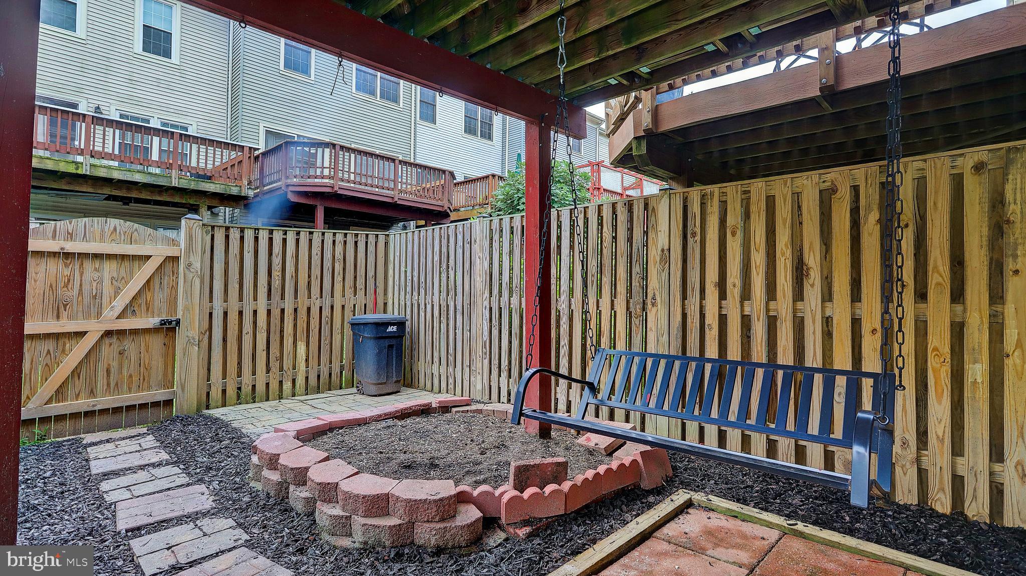 PENDLETON PARK - Residential