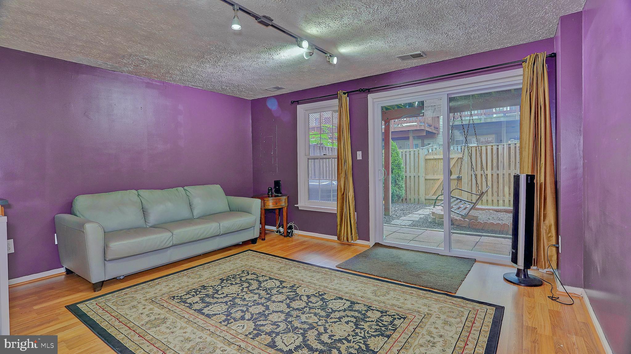 PENDLETON PARK - Residential