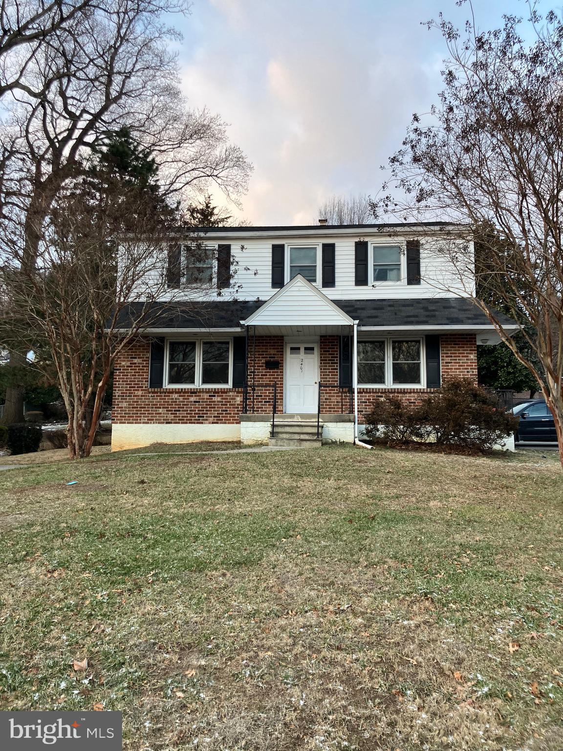 GLENSIDE - Residential Lease