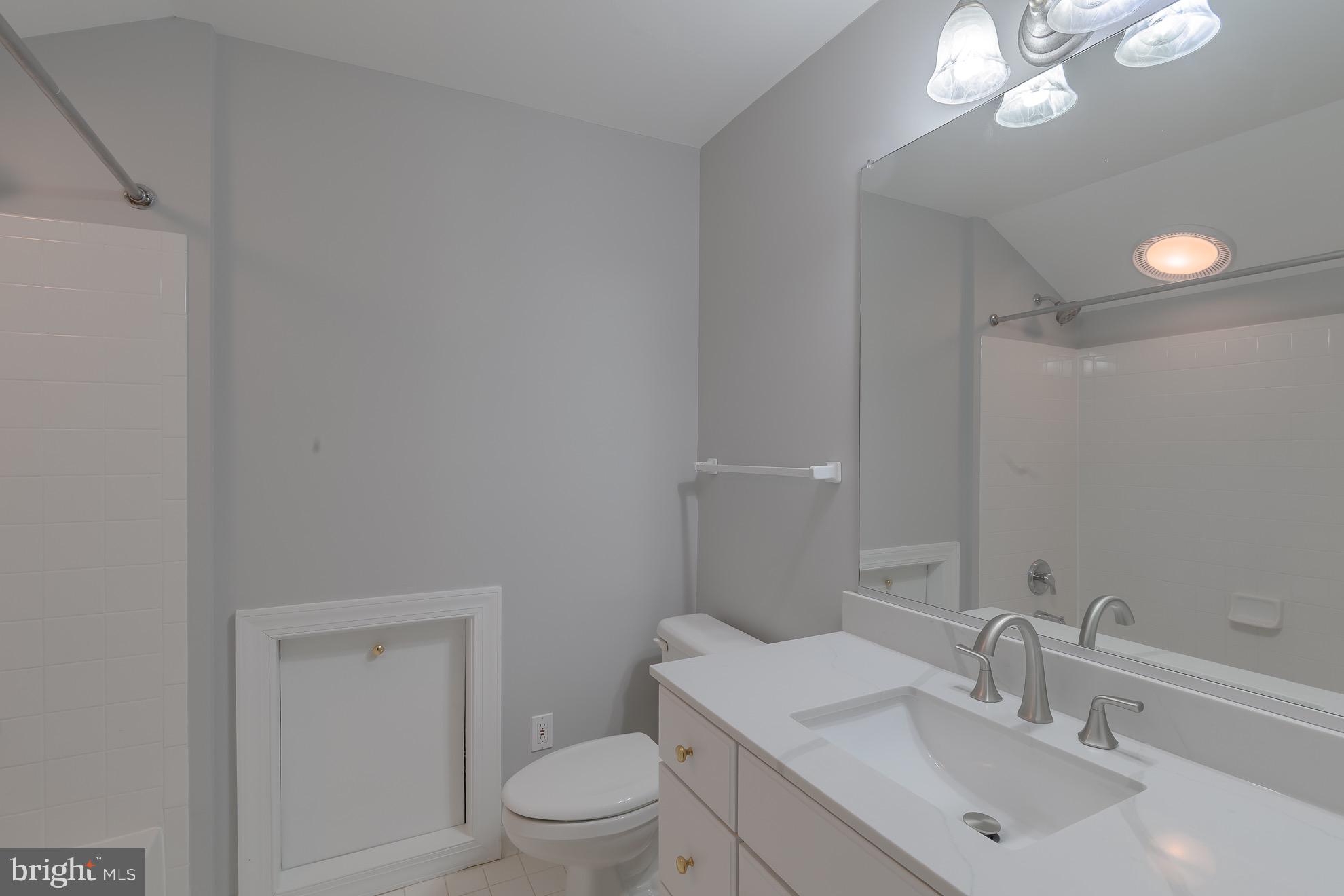 CAMERON STATION - Residential Lease