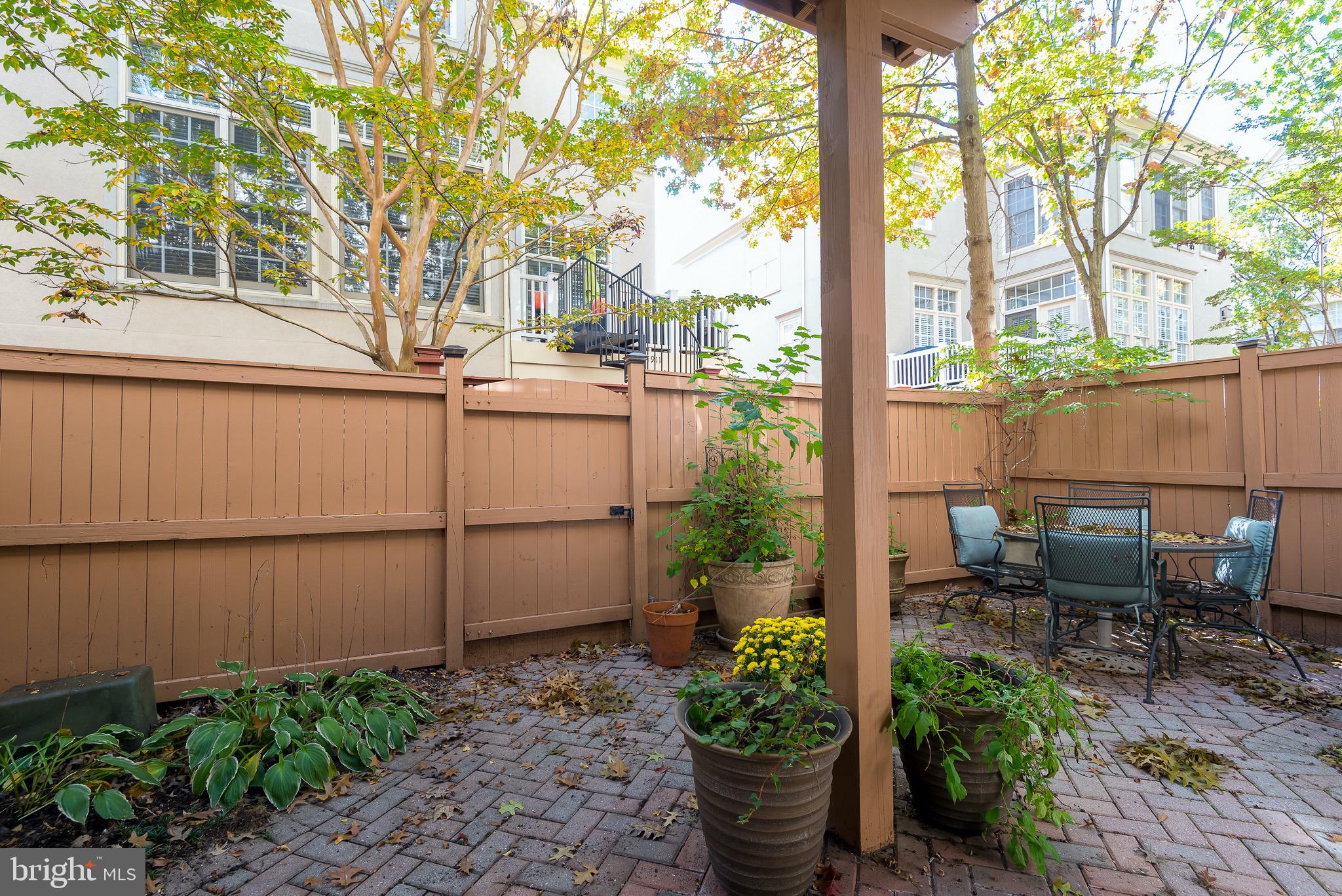 CAMERON STATION - Residential Lease