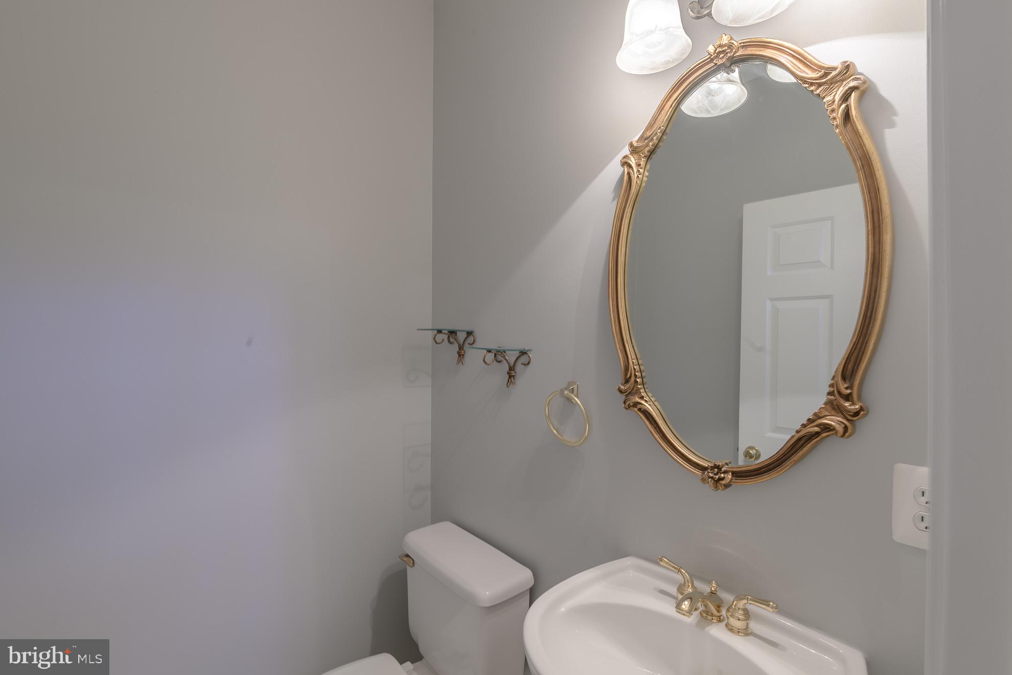 CAMERON STATION - Residential Lease