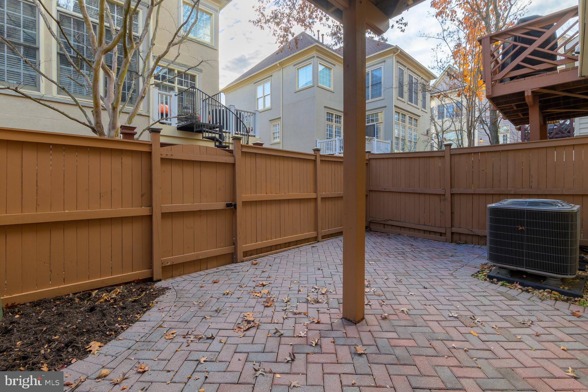 CAMERON STATION - Residential Lease