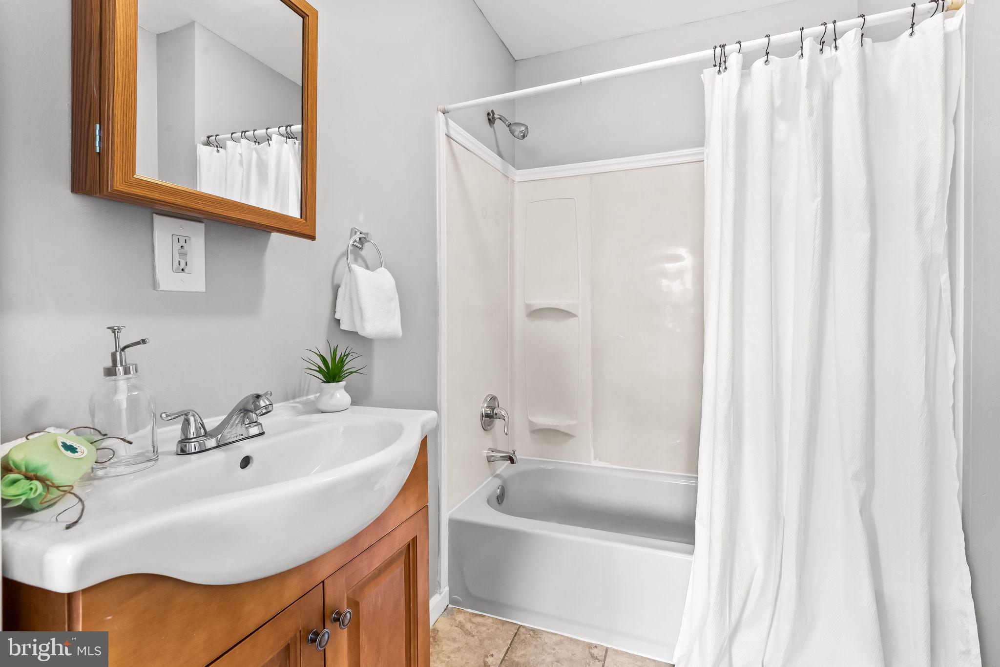 MCELDERRY PARK - Residential