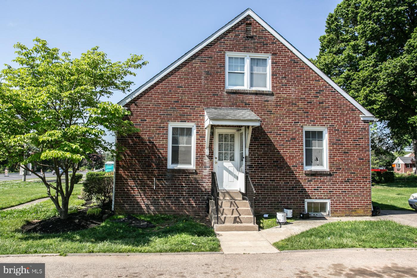 2107 DEKALB PIKE