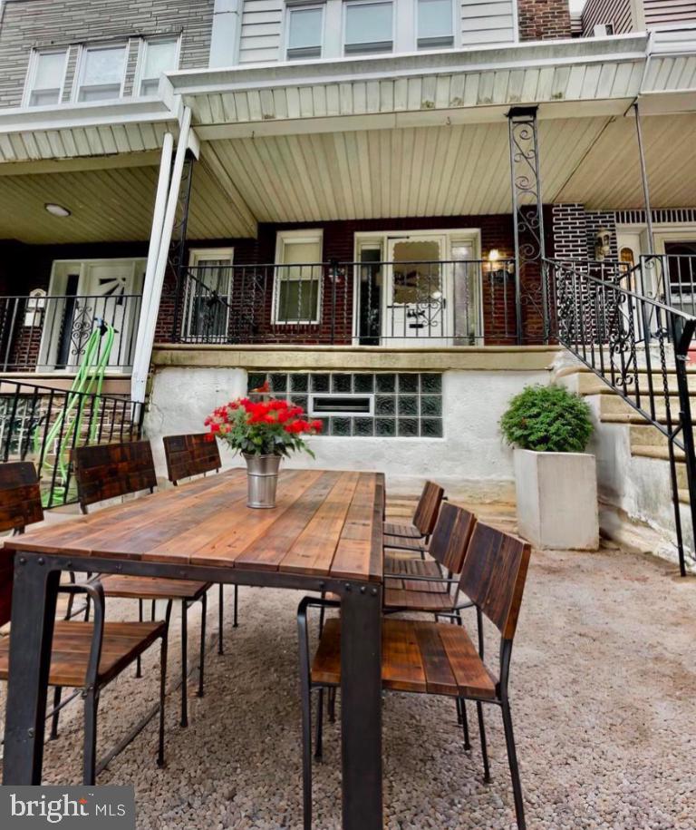 MAYFAIR - Residential