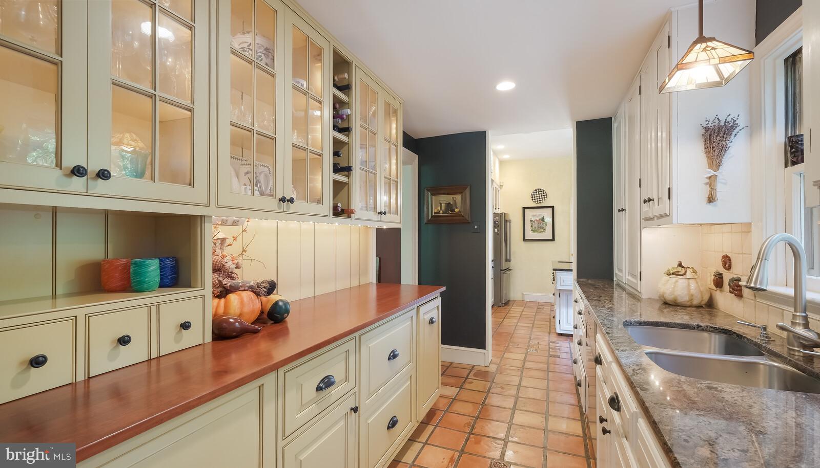 DOYLESTOWN BORO - Residential