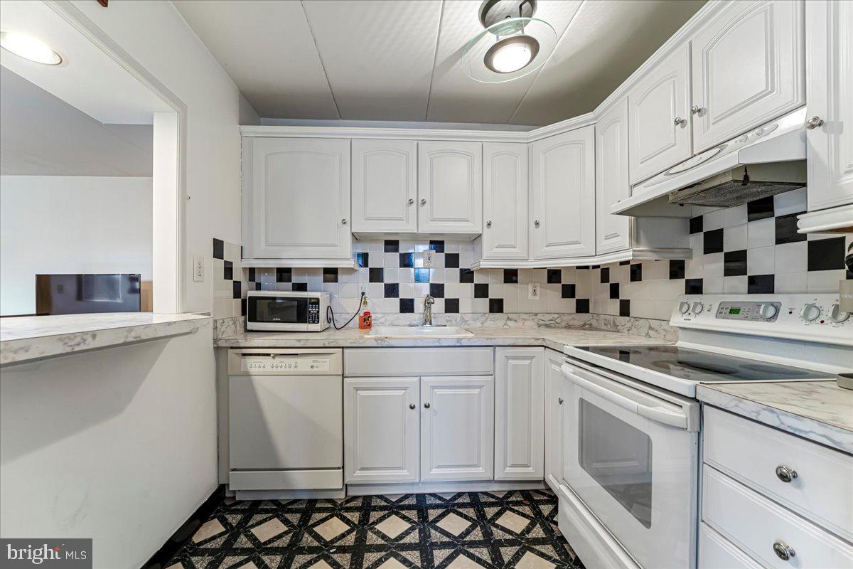 BRIARCLIFFE - Residential